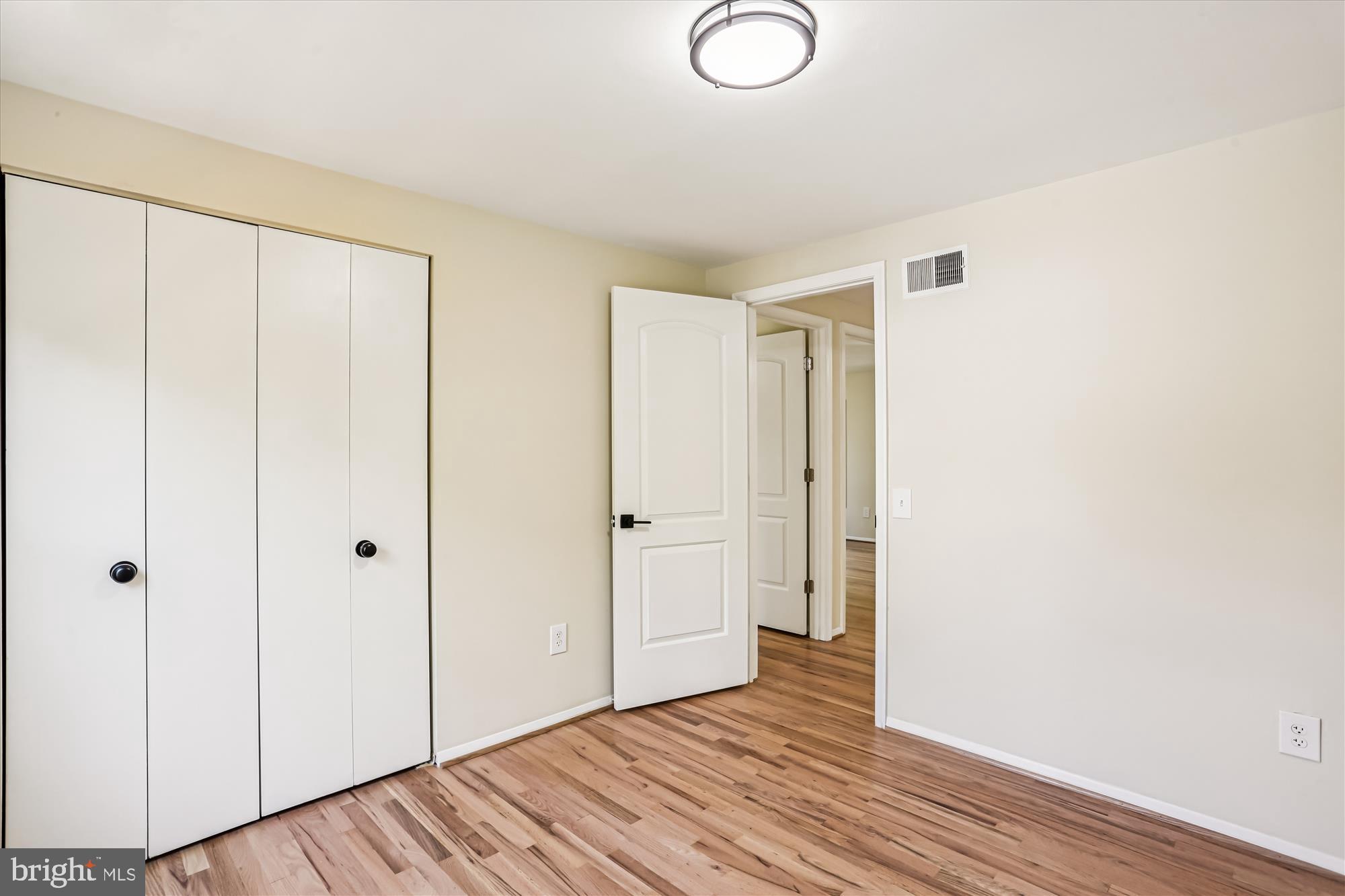 POTOMAC COMMONS - Residential