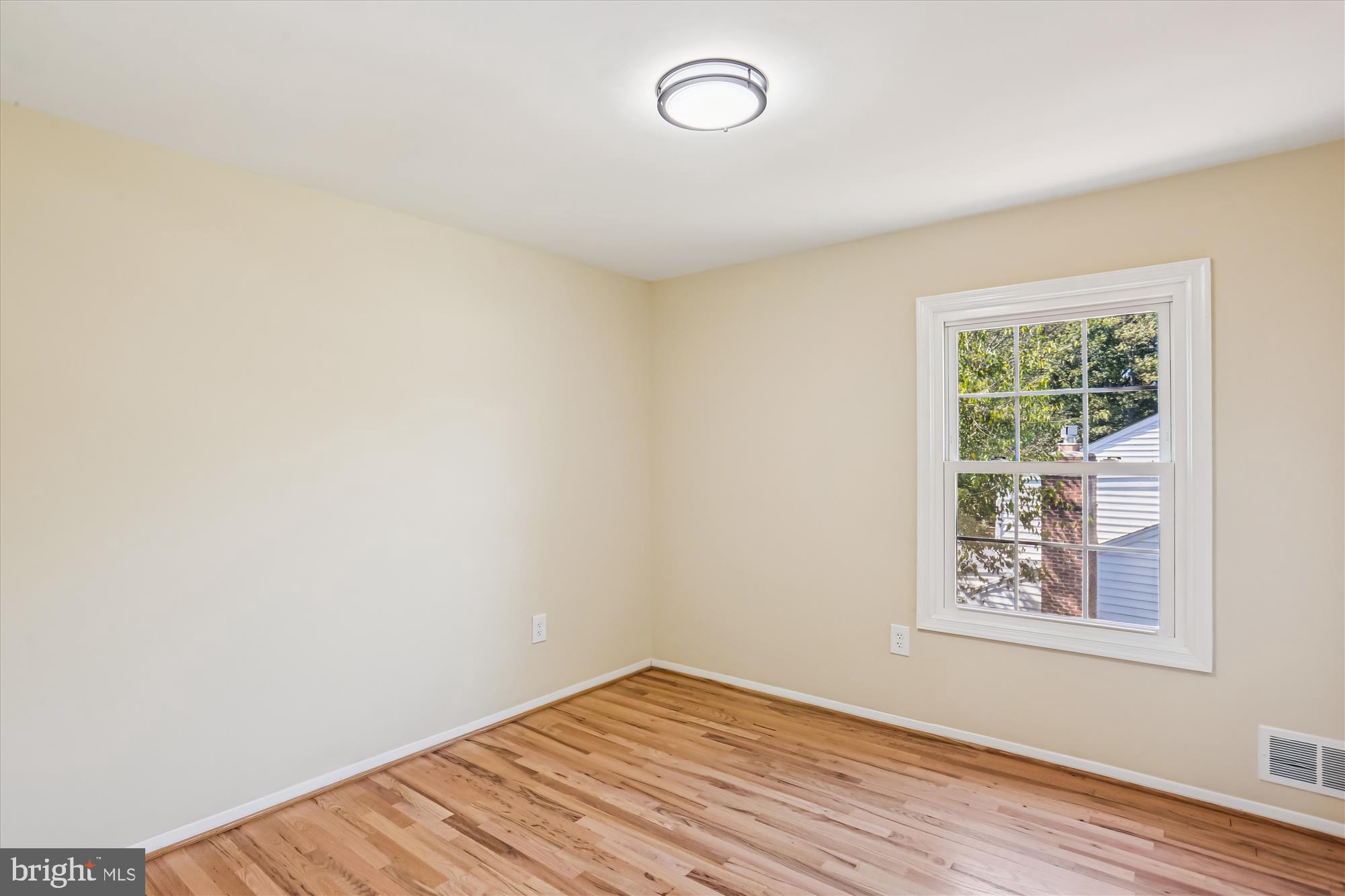 POTOMAC COMMONS - Residential