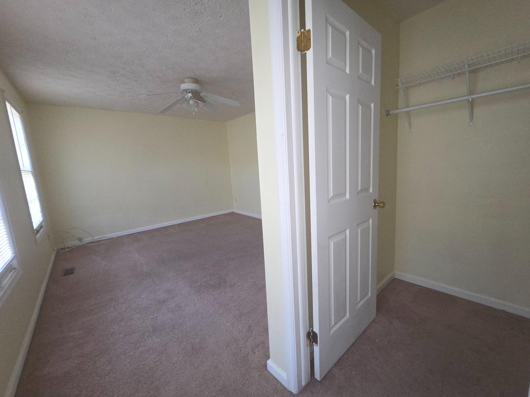 SEVEN OAKS - Residential