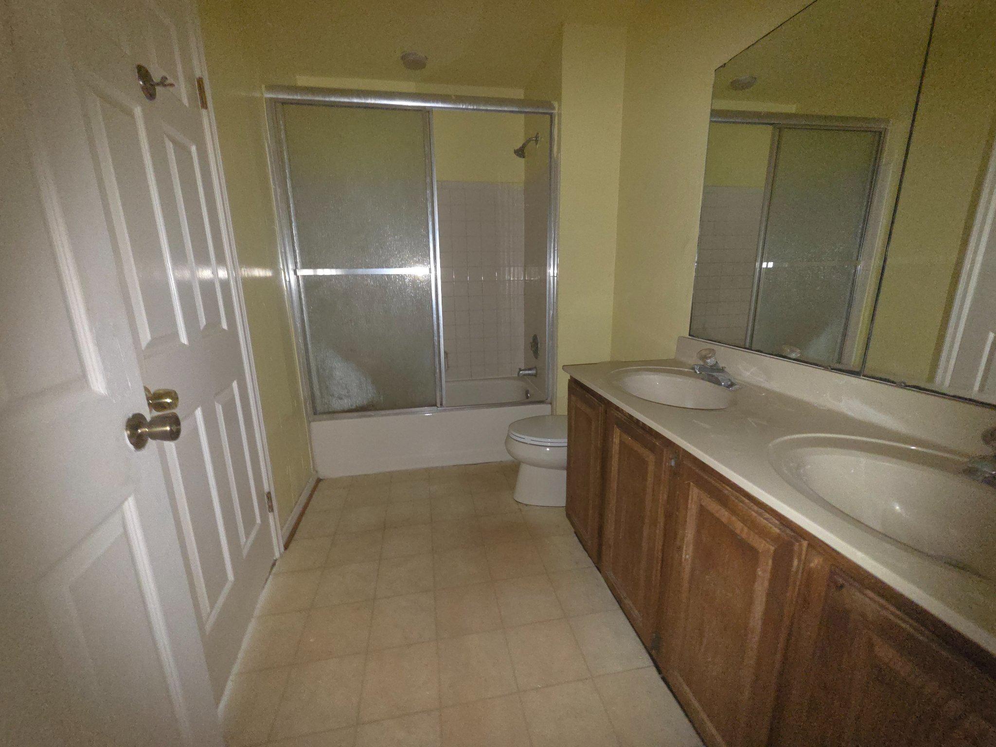 SEVEN OAKS - Residential