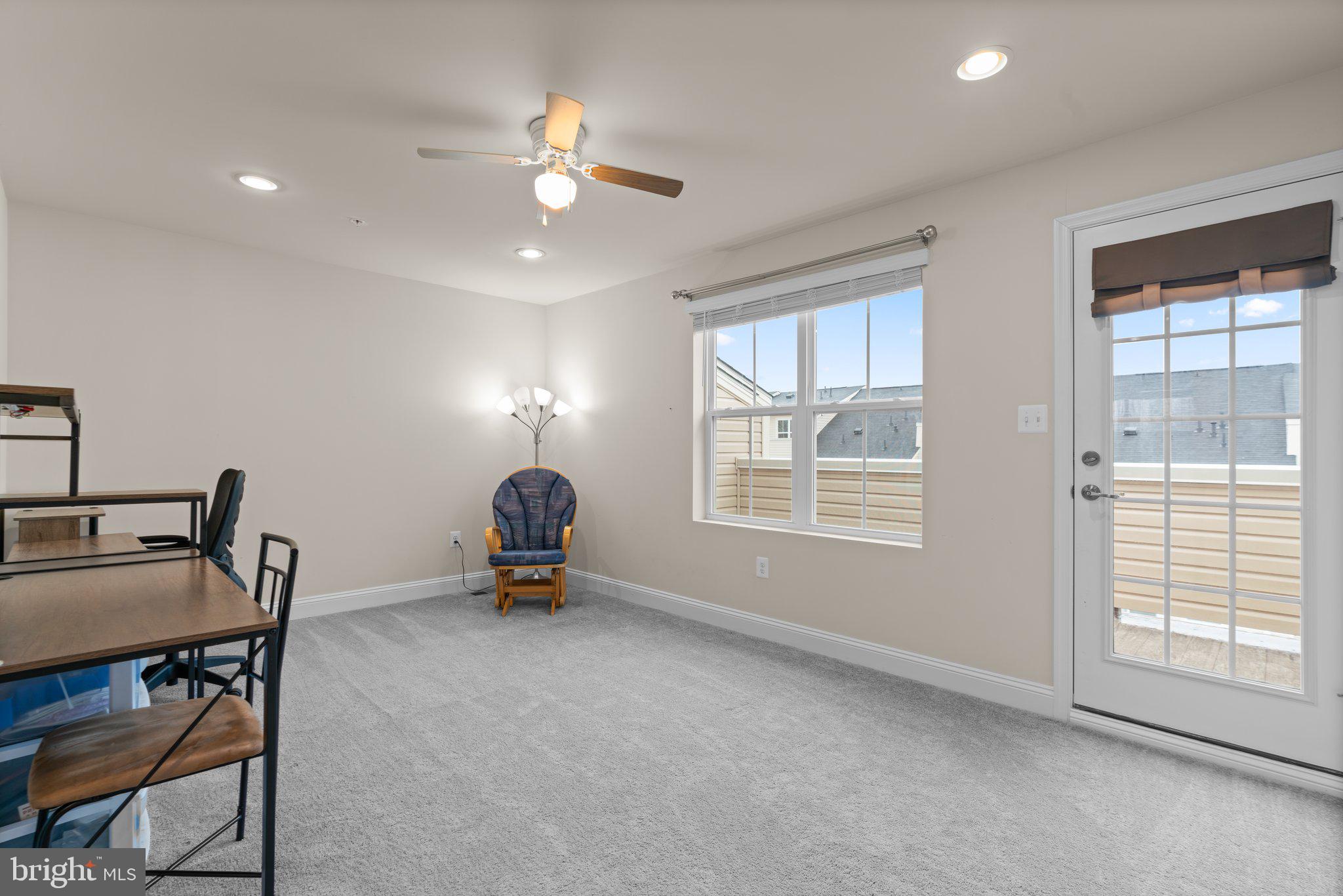 OXFORD SQUARE - Residential