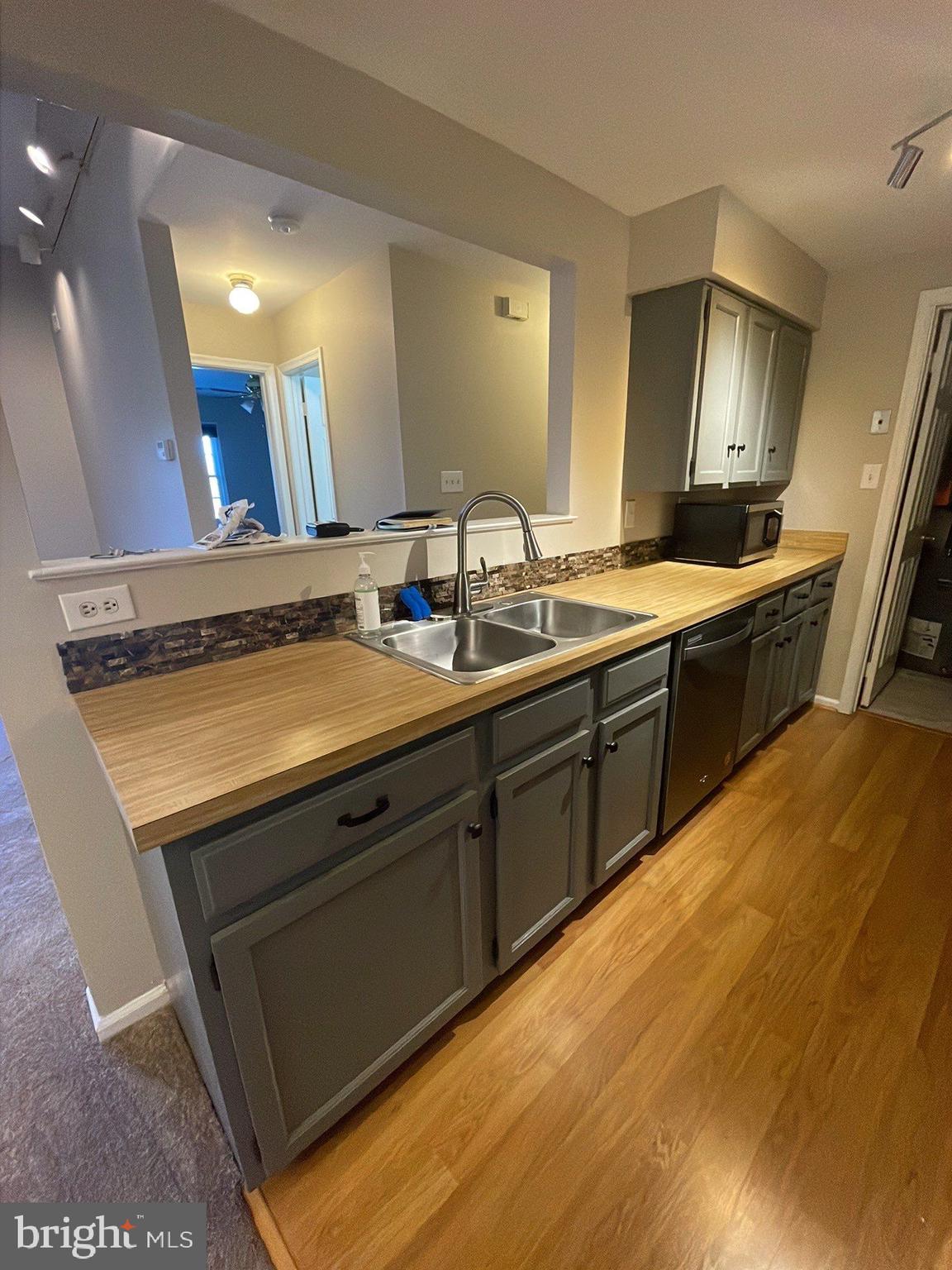 WATERS HOUSE - Residential Lease