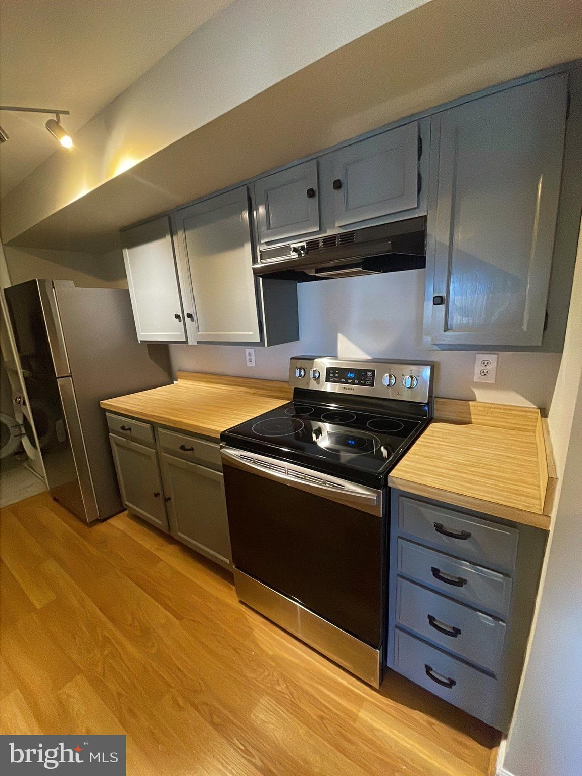 WATERS HOUSE - Residential Lease