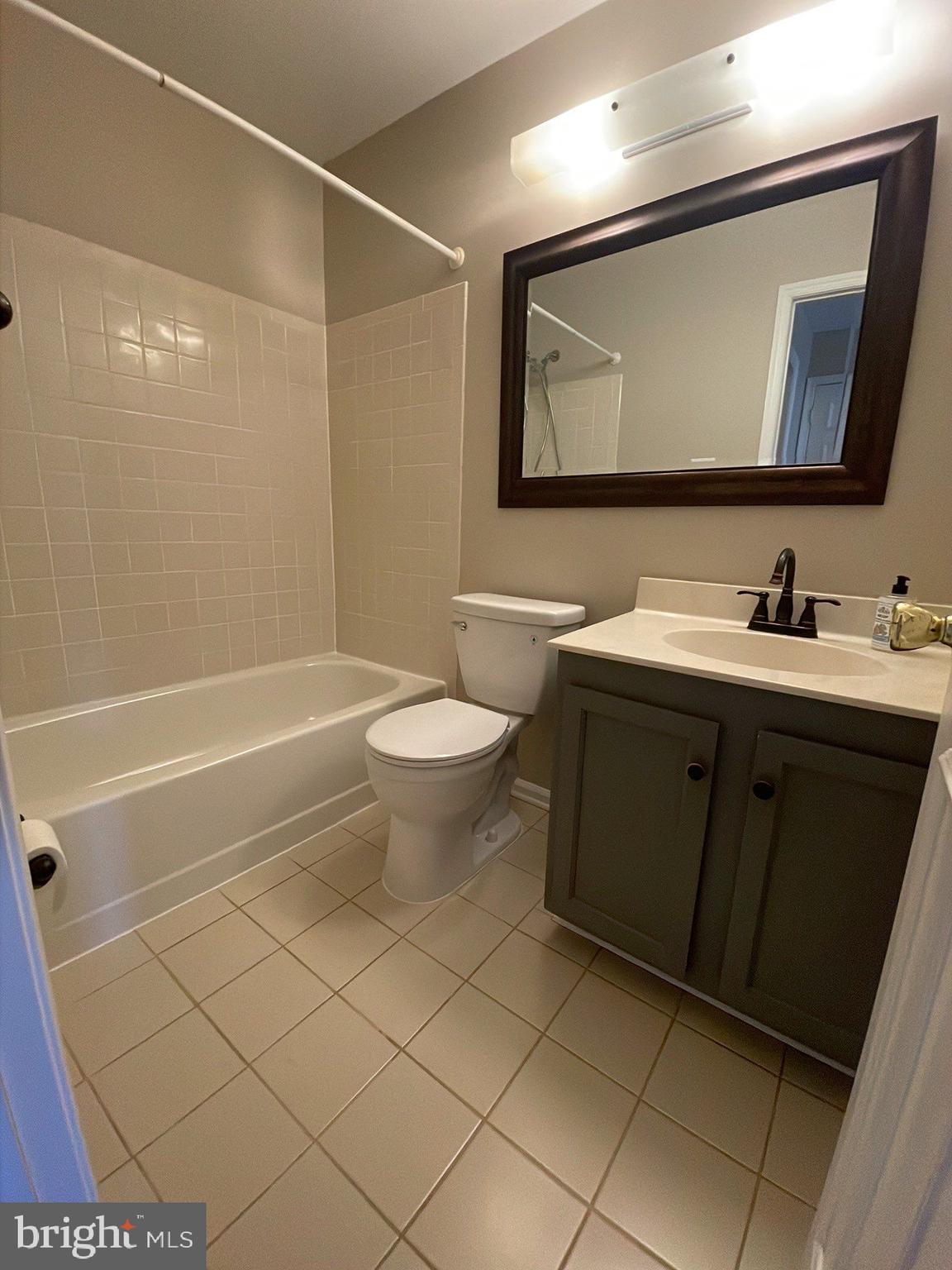 WATERS HOUSE - Residential Lease