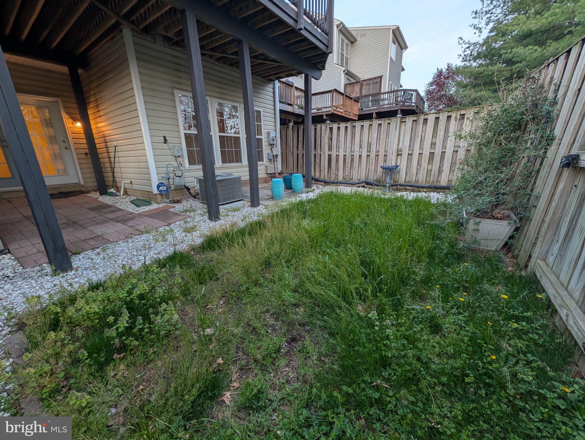 TALL OAKS - Residential