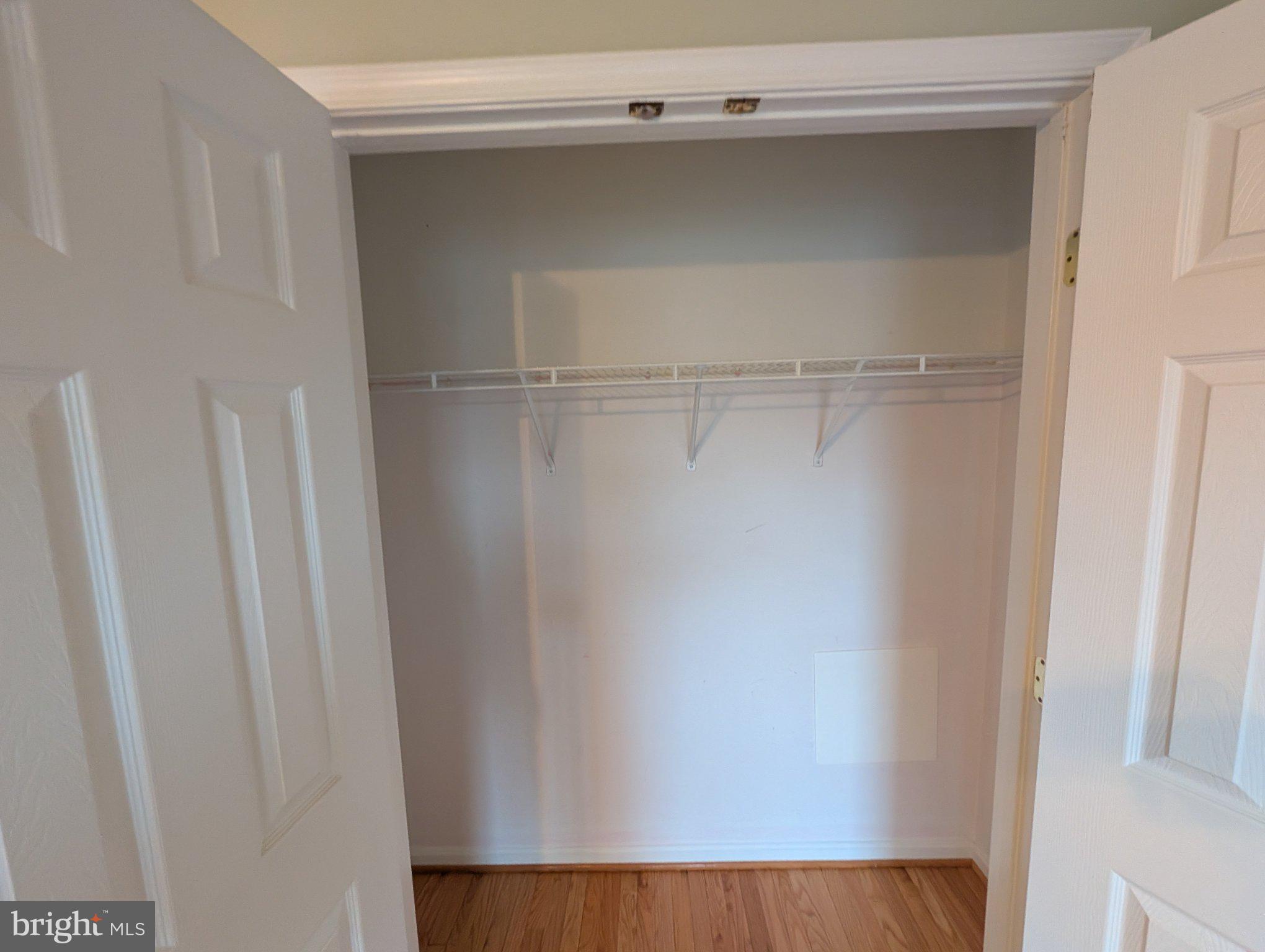 TALL OAKS - Residential