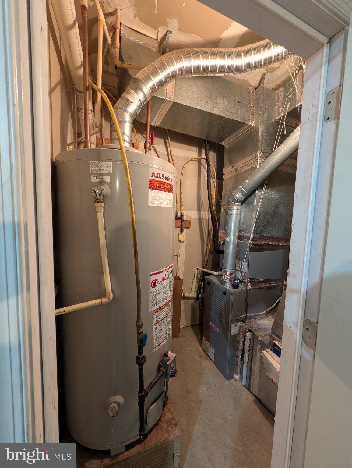 TALL OAKS - Residential