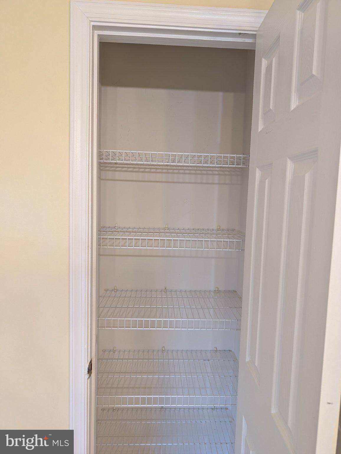 TALL OAKS - Residential