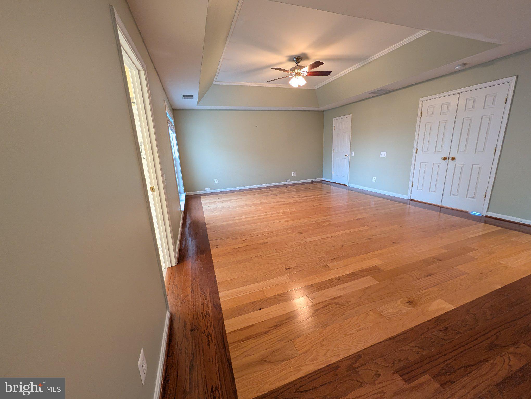 TALL OAKS - Residential