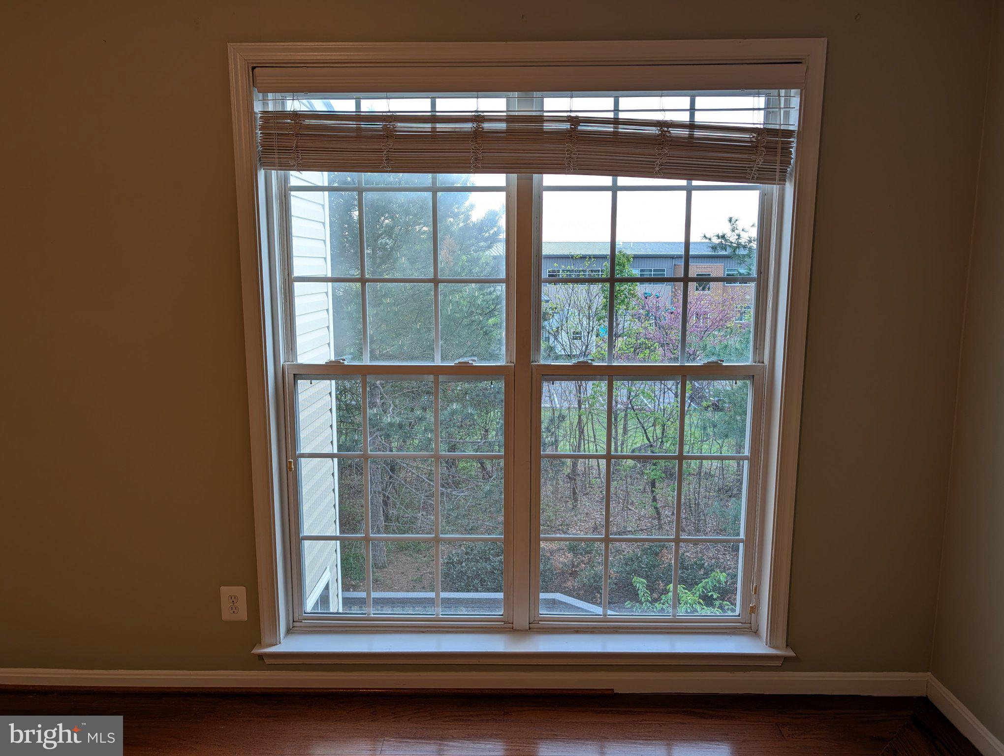 TALL OAKS - Residential