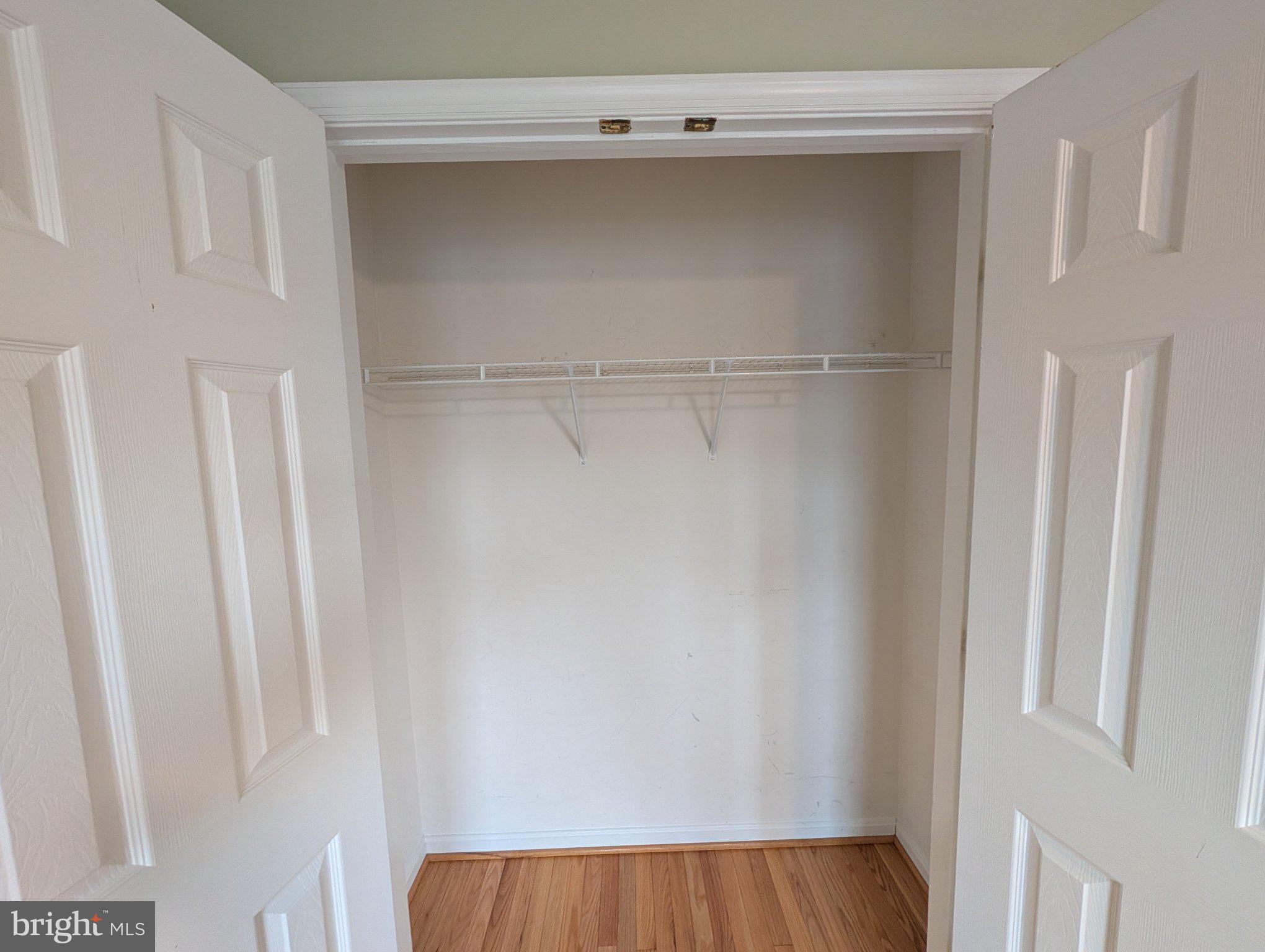 TALL OAKS - Residential