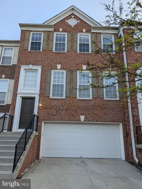 45775 SMOKETREE TERRACE STERLING VA 20166