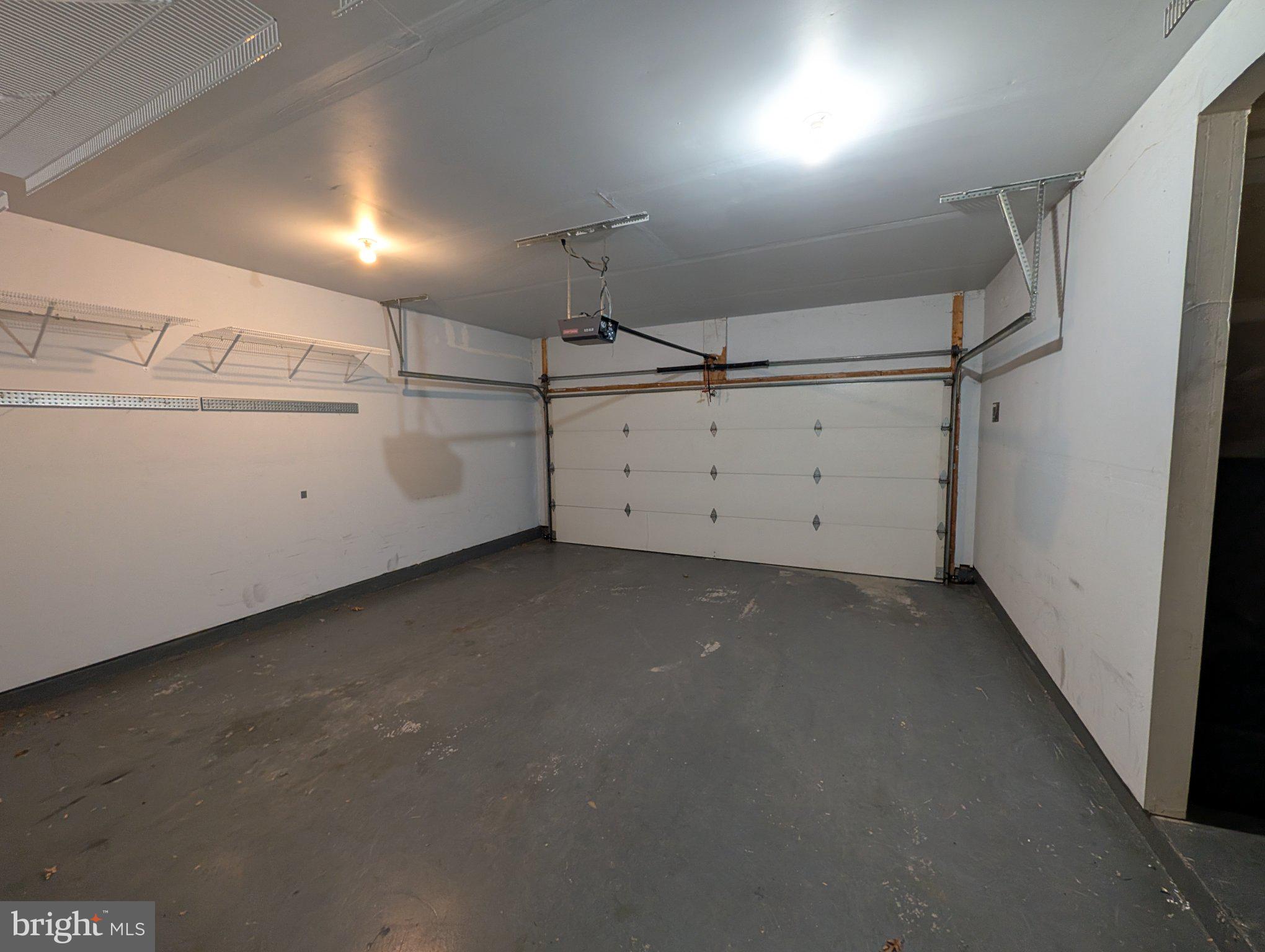 TALL OAKS - Residential