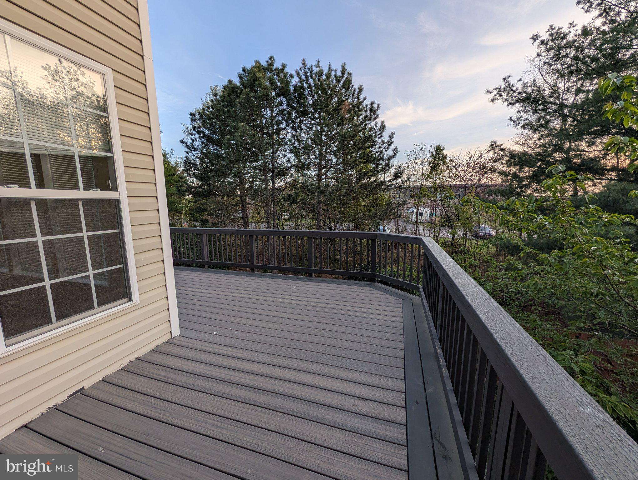 TALL OAKS - Residential