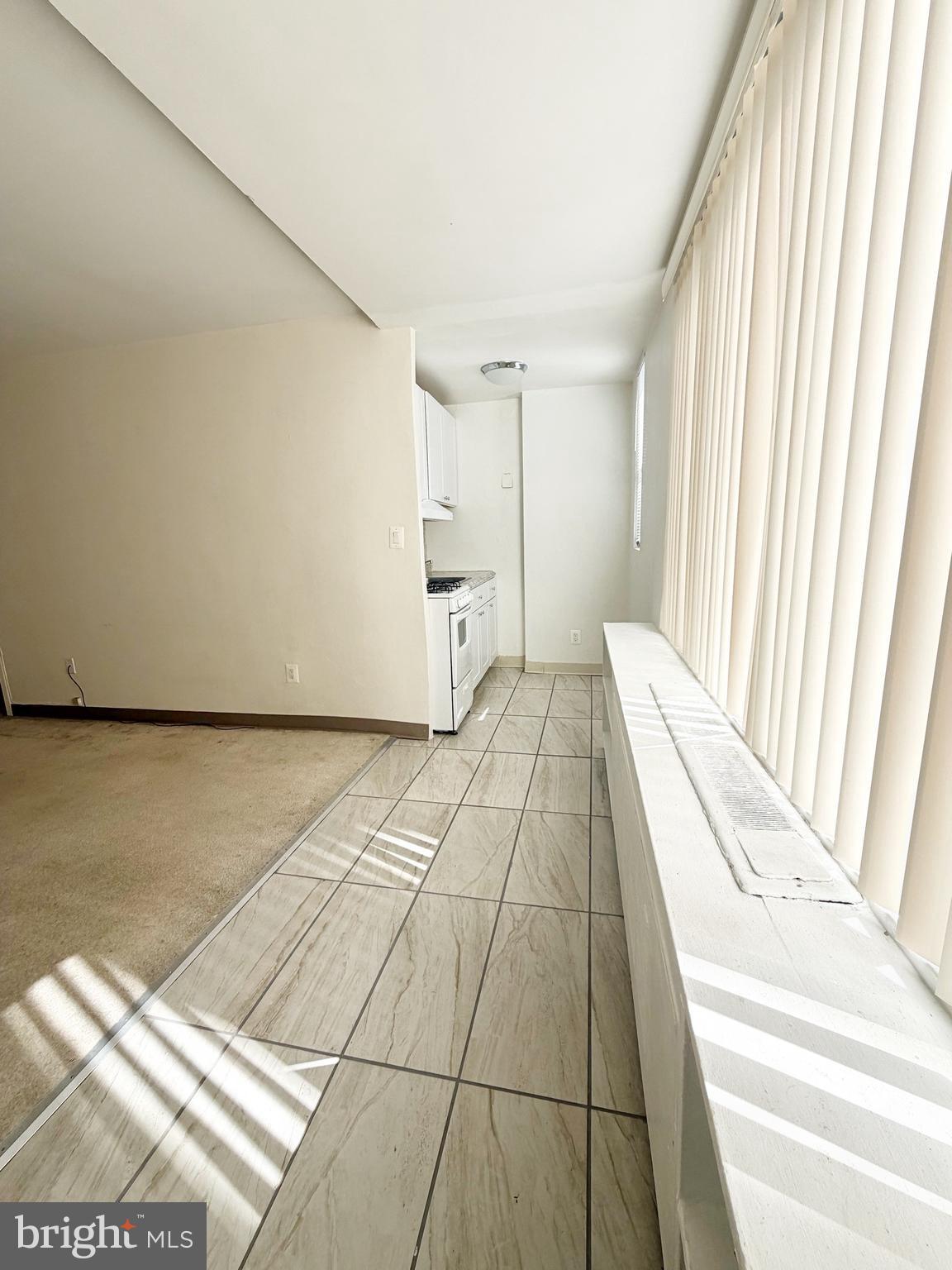 RIVER PLACE NORTH - Residential
