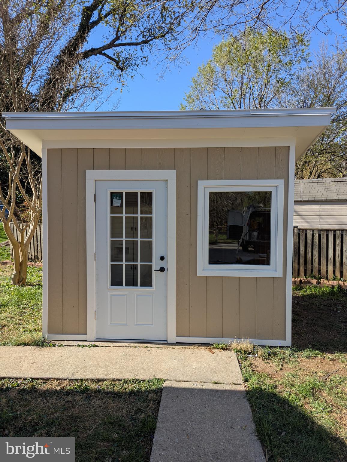 TWINBROOK - Residential Lease