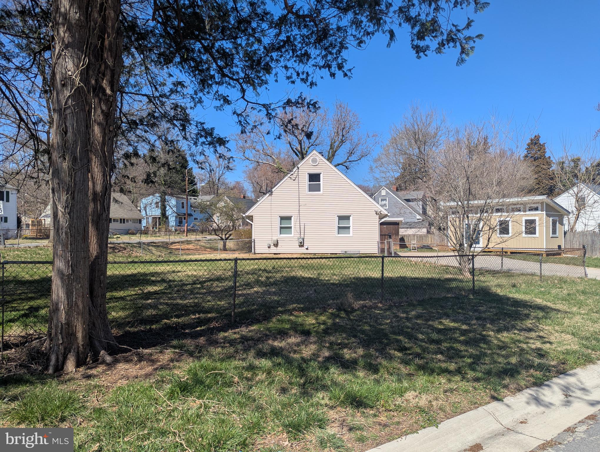 TWINBROOK - Residential Lease