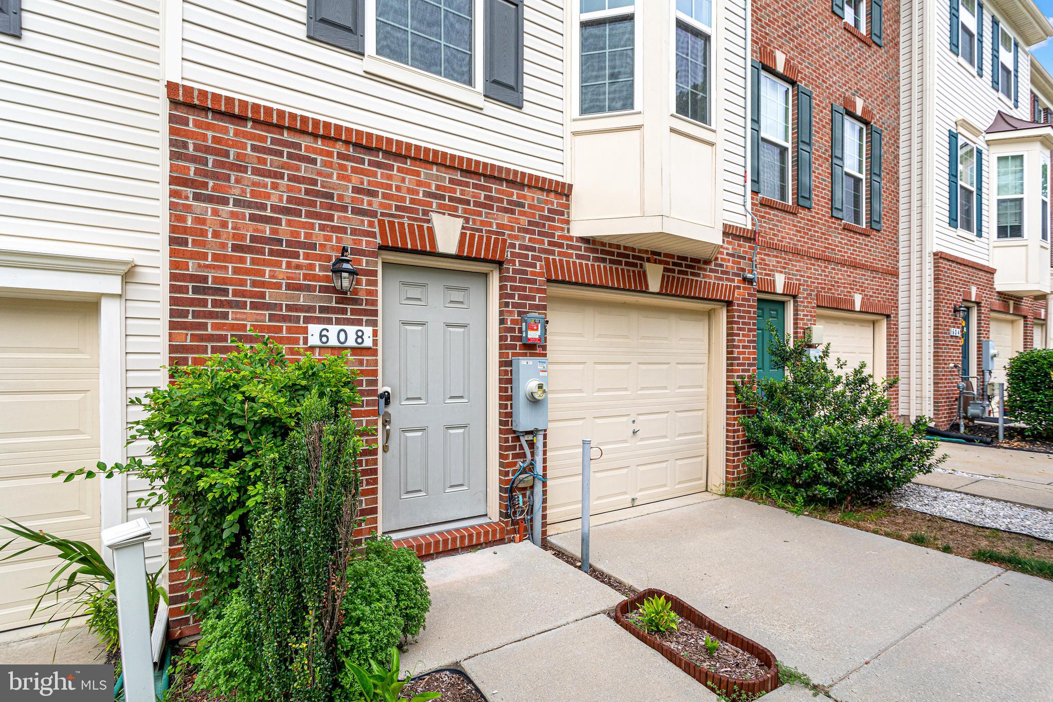 608 WARBLERS PERCH WAY