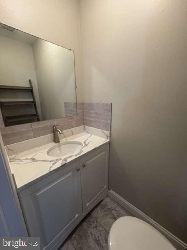 527 MAPLE GLEN CIRCLE