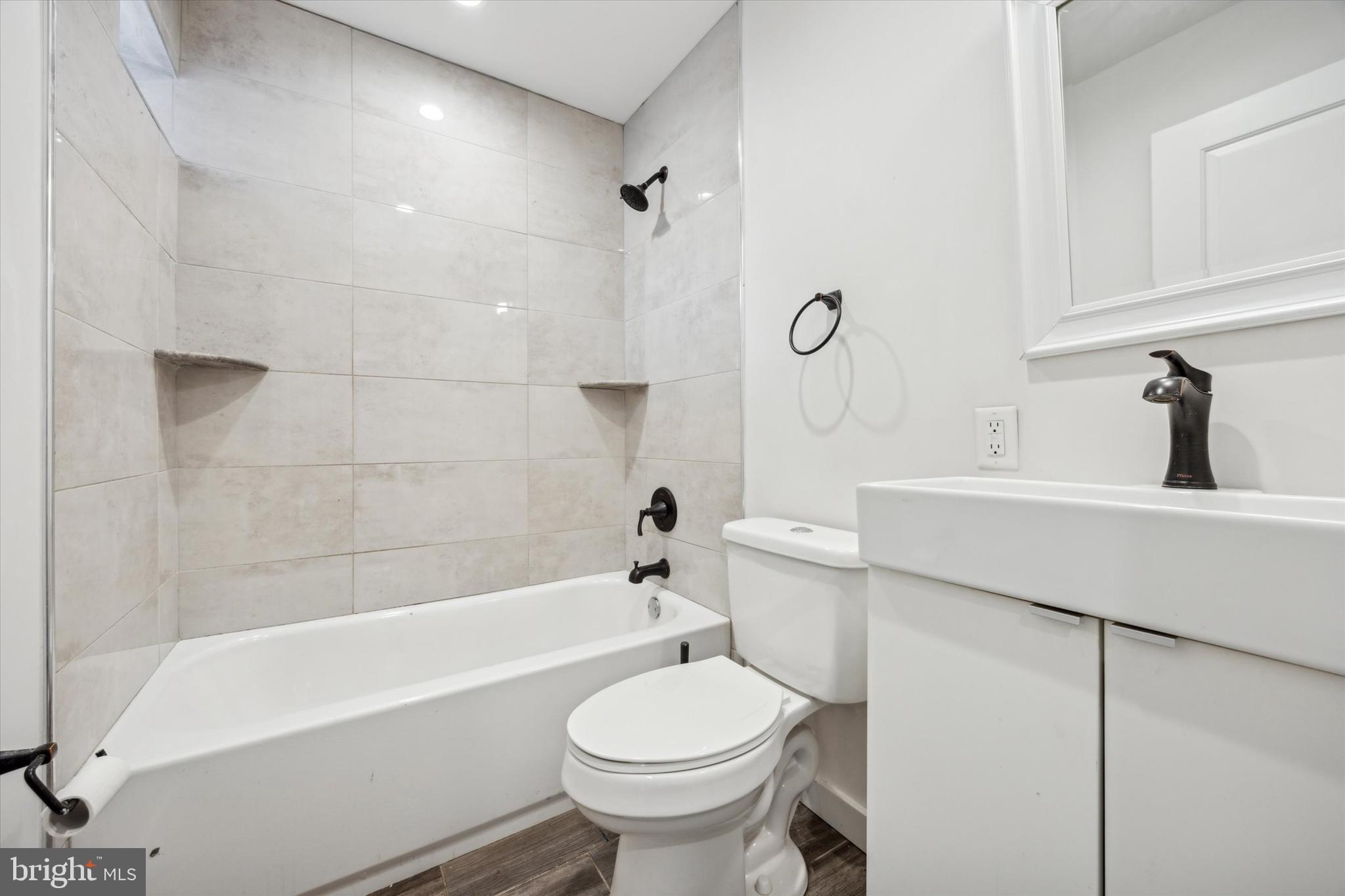 PHILADELPHIA (NORTH) - Residential