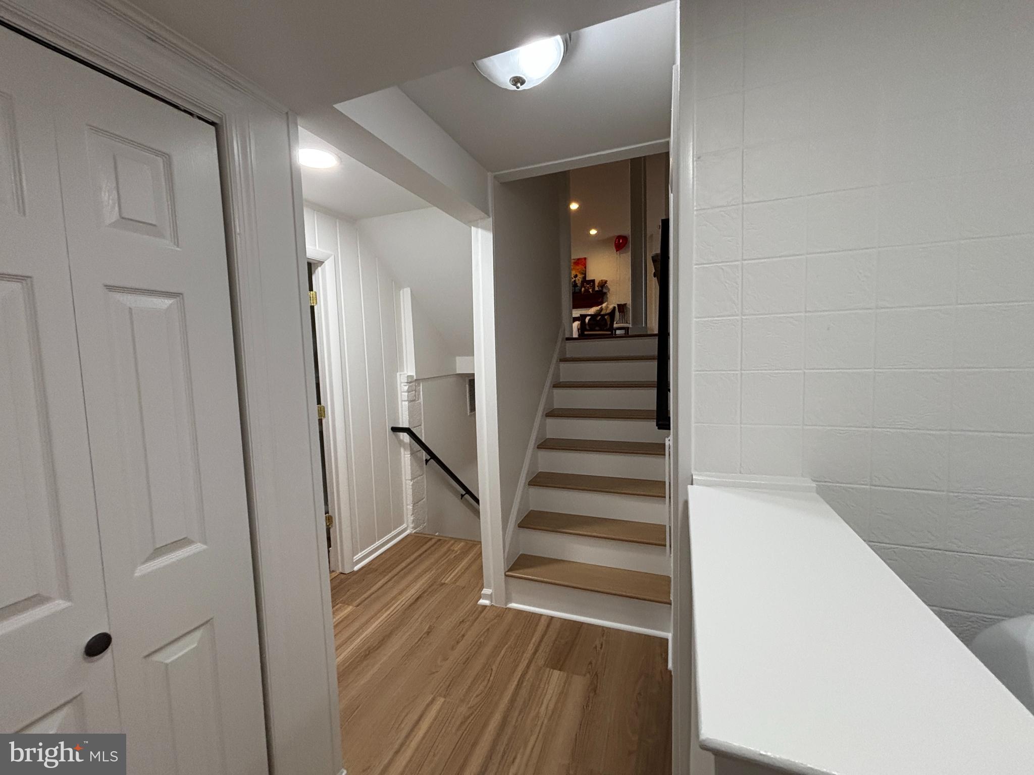 FALLS HILL - Residential