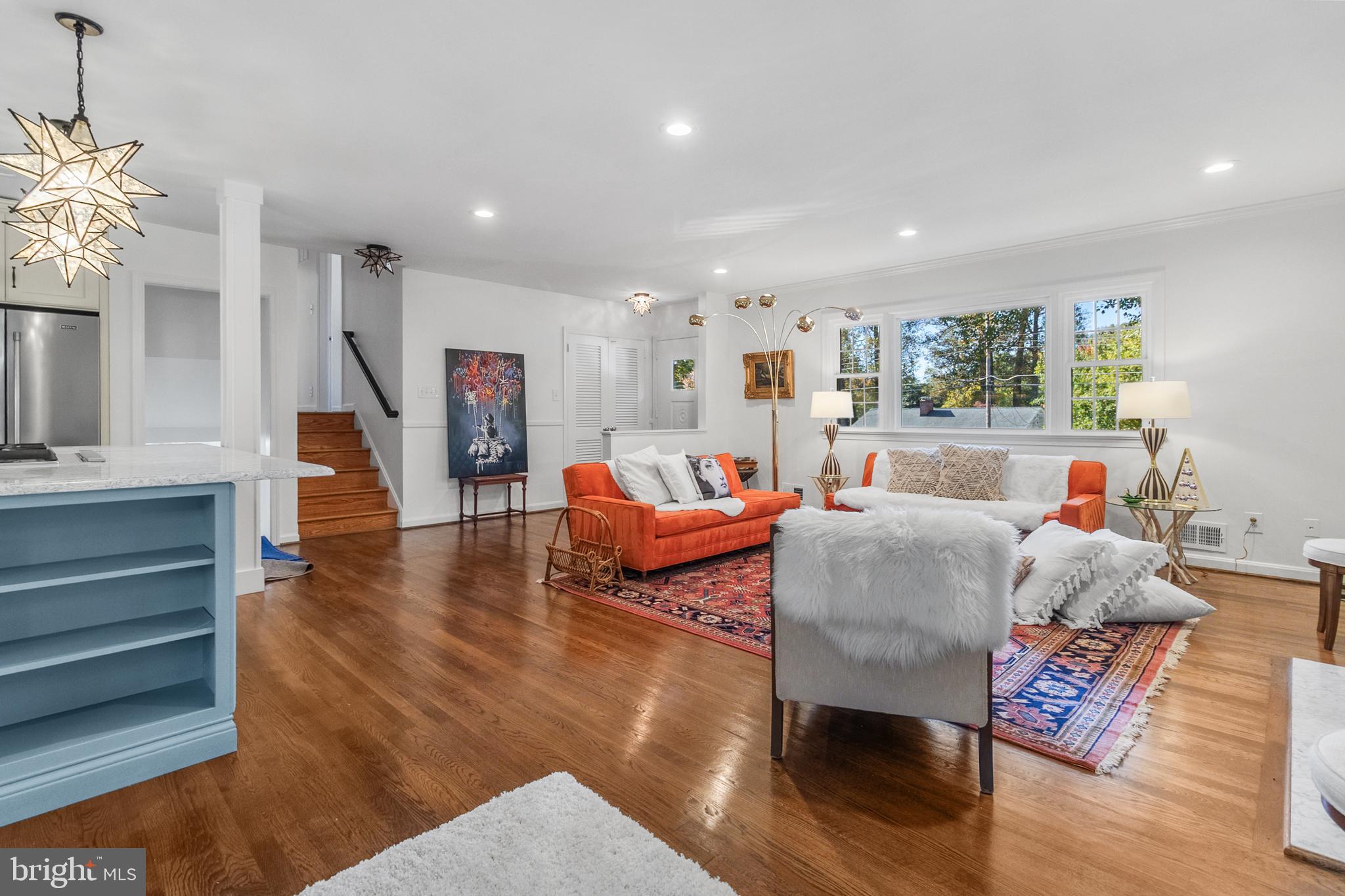 FALLS HILL - Residential