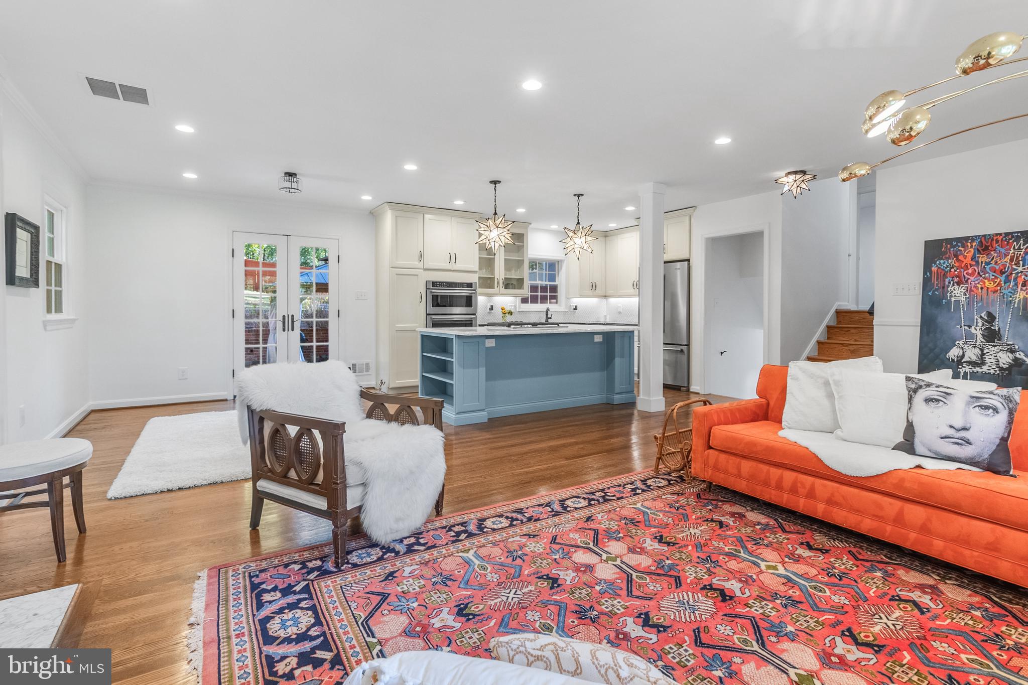 FALLS HILL - Residential