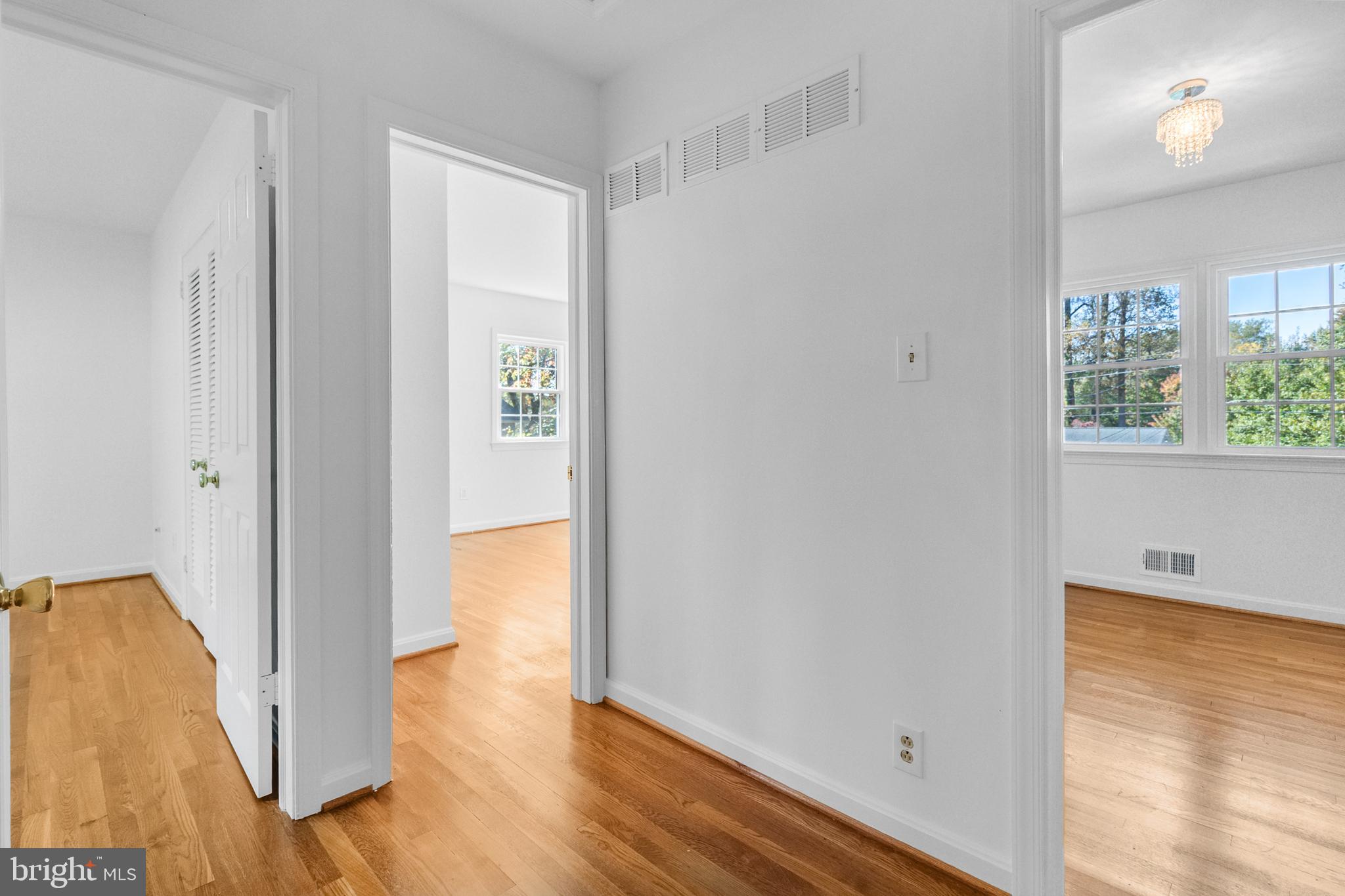 FALLS HILL - Residential