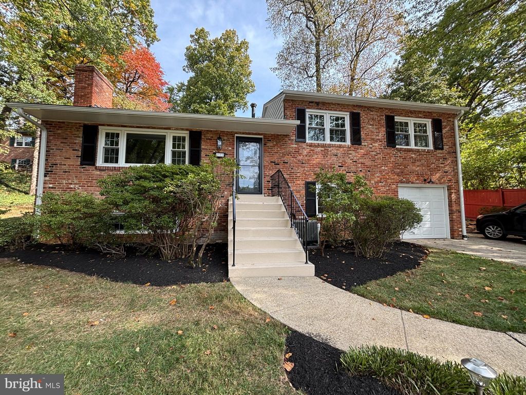 Photo of 2339 Barbour Road, FALLS CHURCH, VA 22043 (MLS # VAFX2266438)
