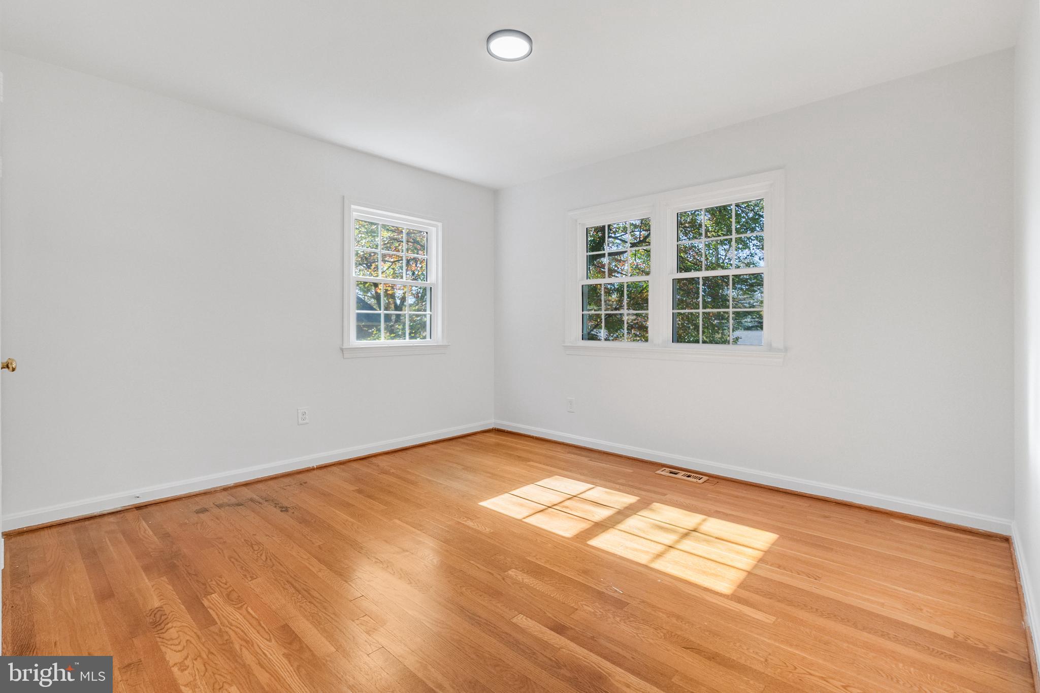 FALLS HILL - Residential