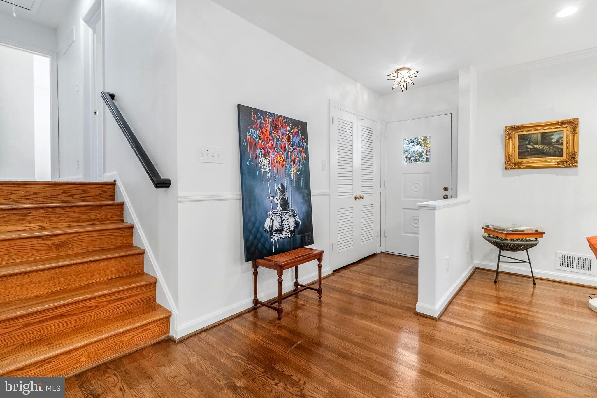 FALLS HILL - Residential