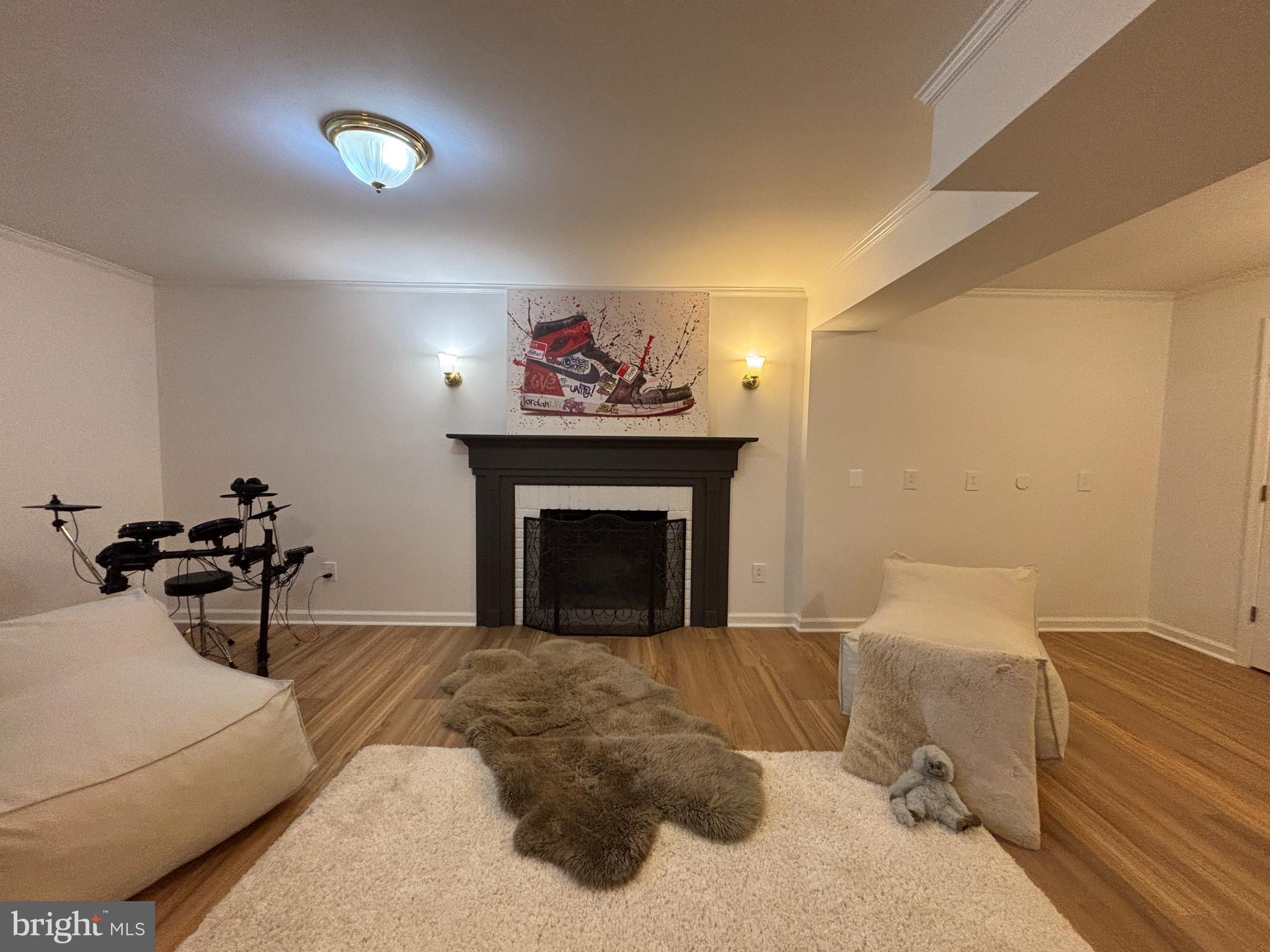 FALLS HILL - Residential