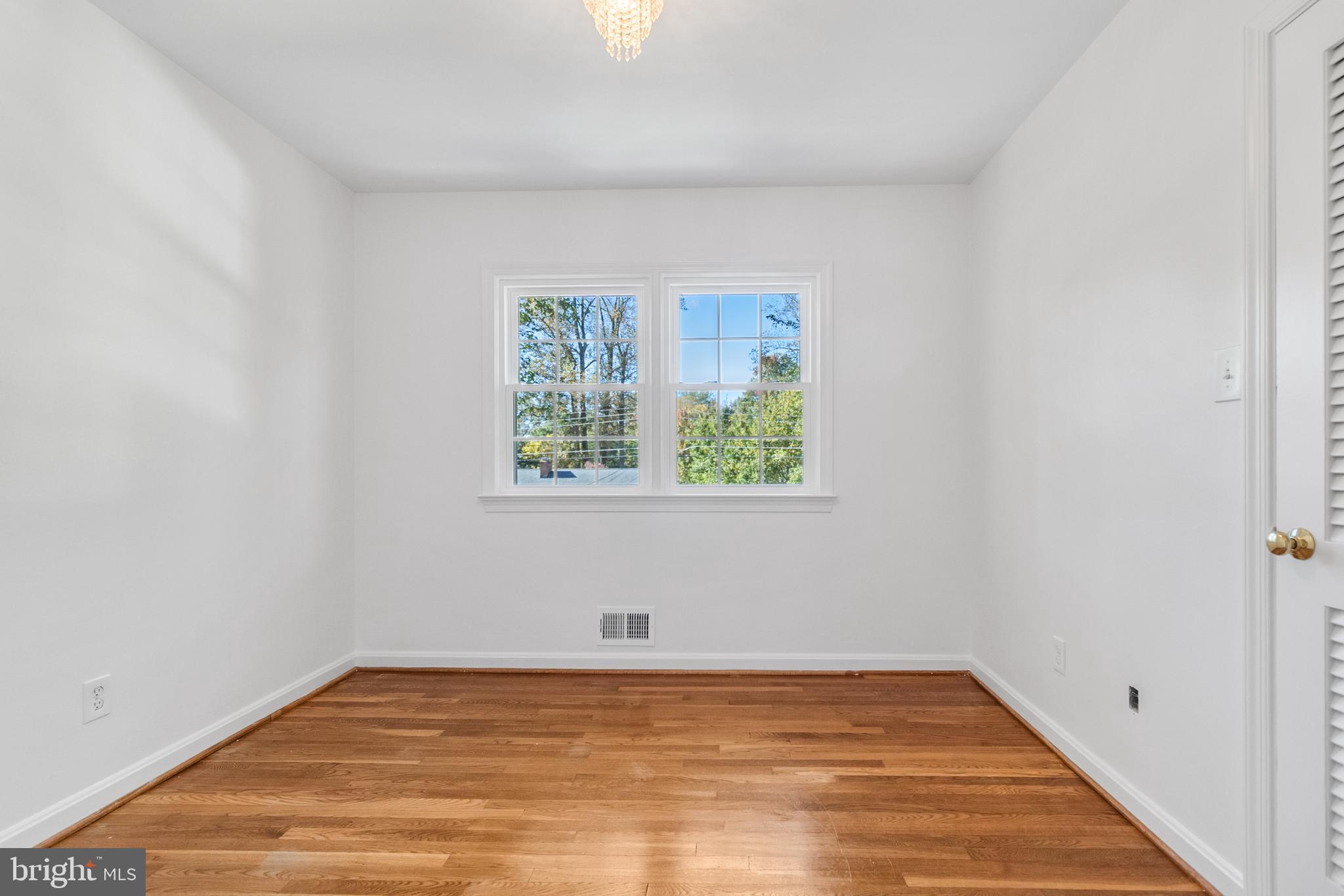 FALLS HILL - Residential