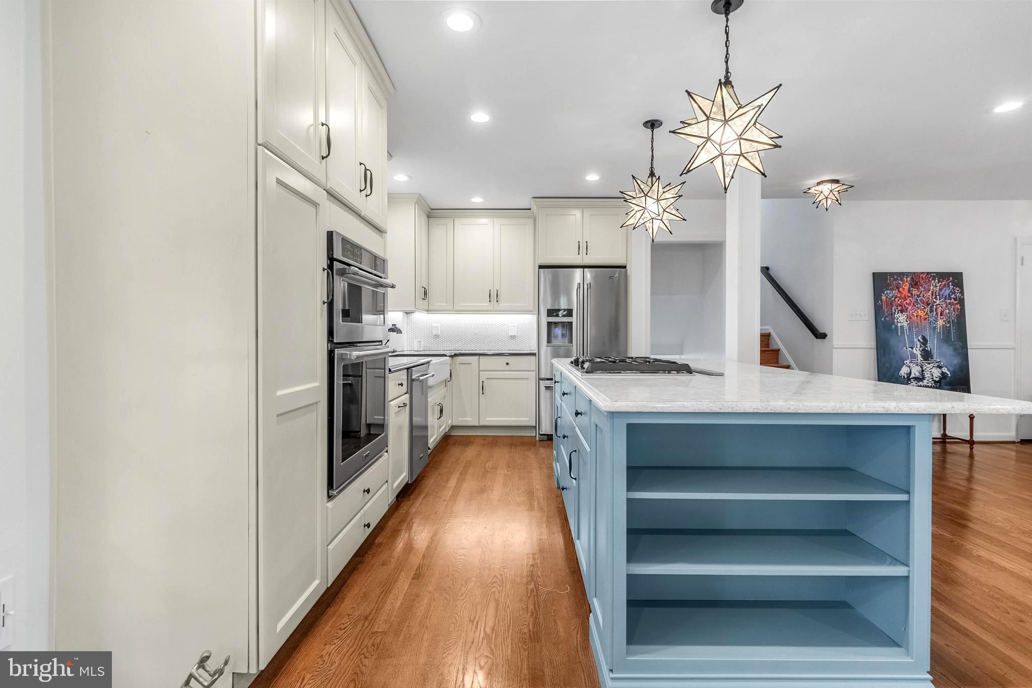 FALLS HILL - Residential