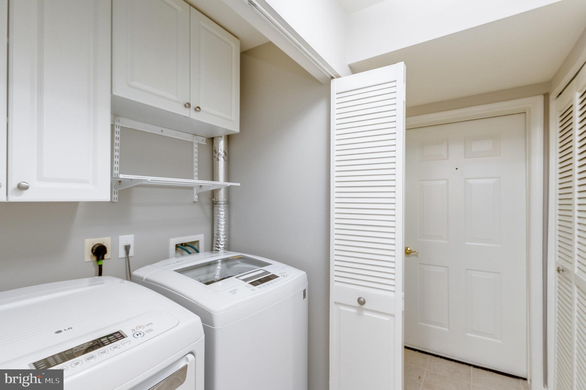 ASHBURN FARM - Residential Lease