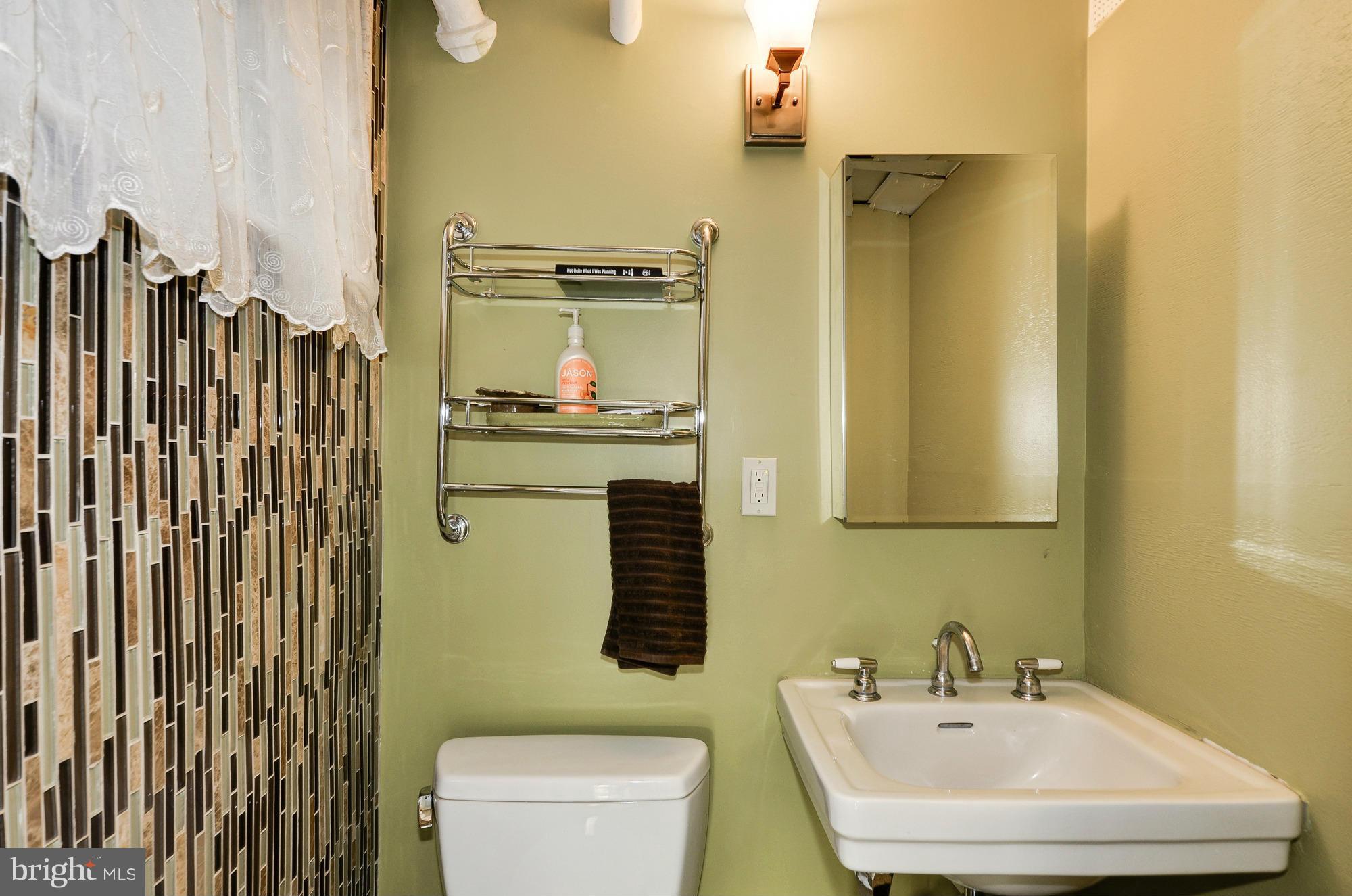 CHEVY CHASE - Residential