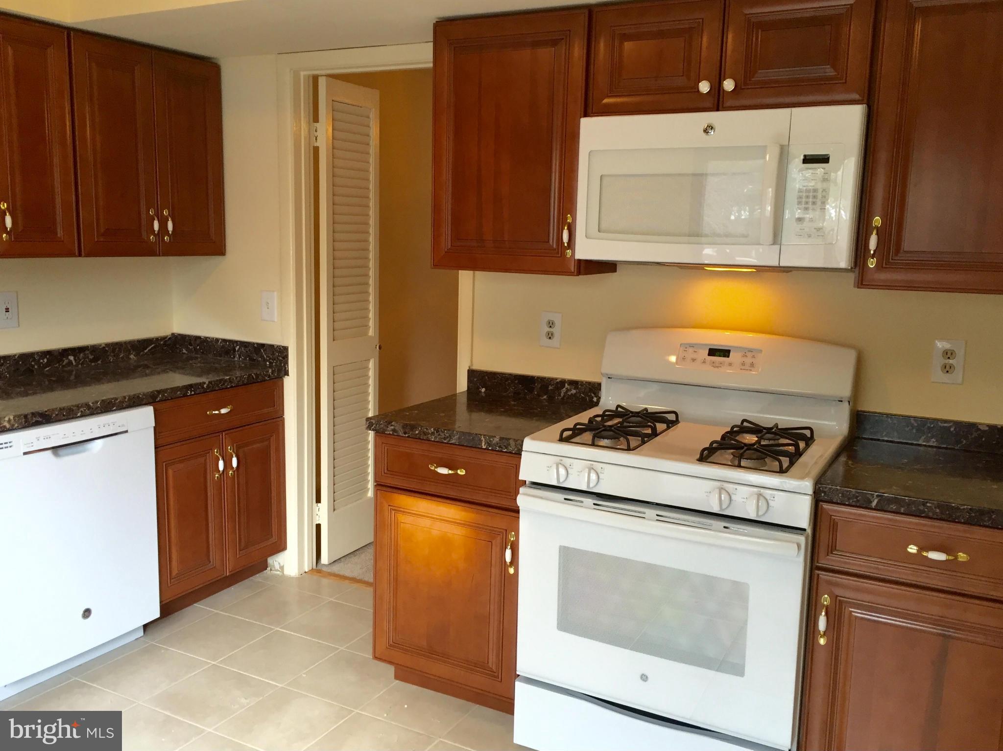 CHURCHILL TOWN SECTOR - Residential Lease