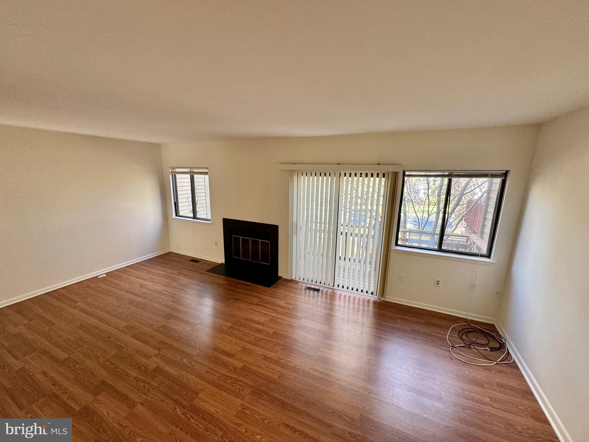 CHURCHILL TOWN SECTOR - Residential Lease