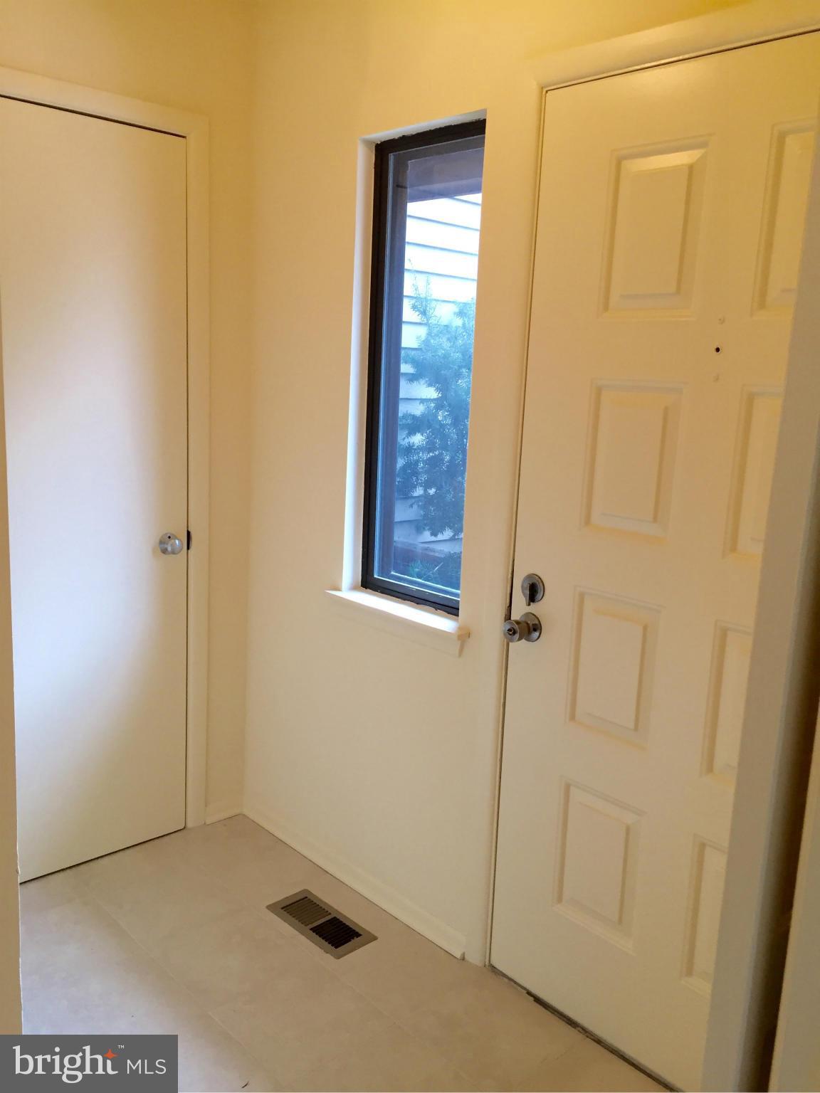 CHURCHILL TOWN SECTOR - Residential Lease