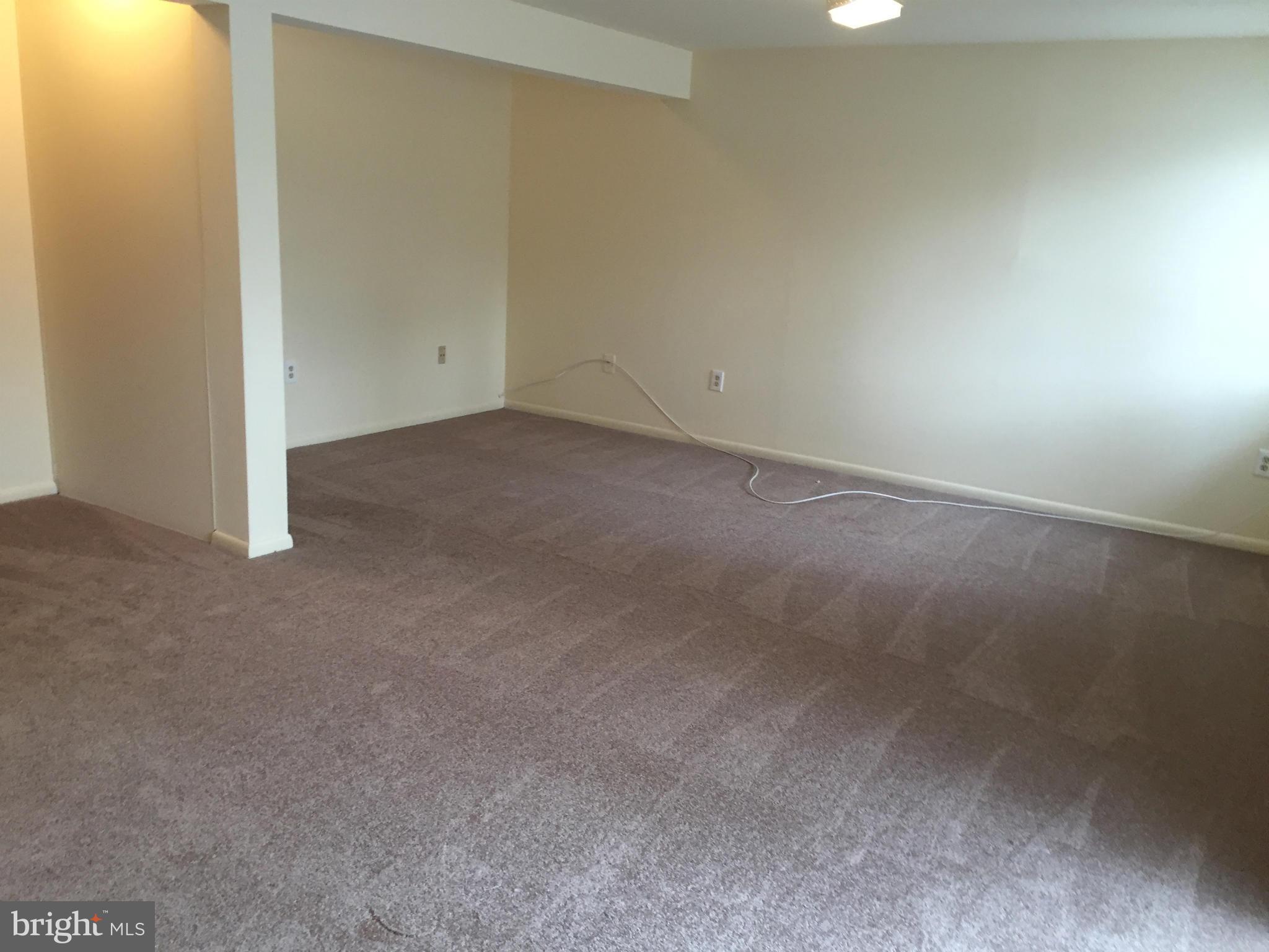 CHURCHILL TOWN SECTOR - Residential Lease