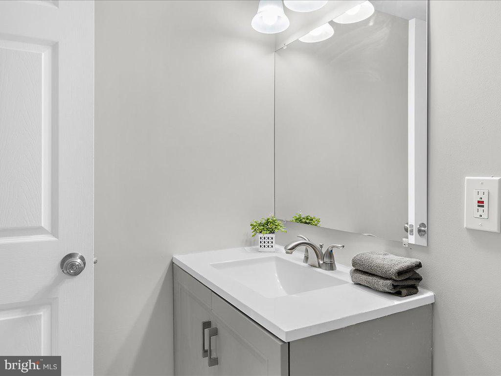 GLENDALE - Residential