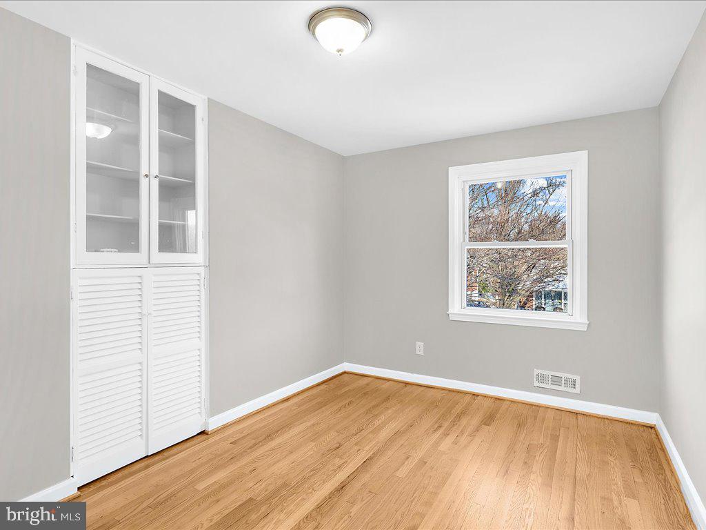 GLENDALE - Residential