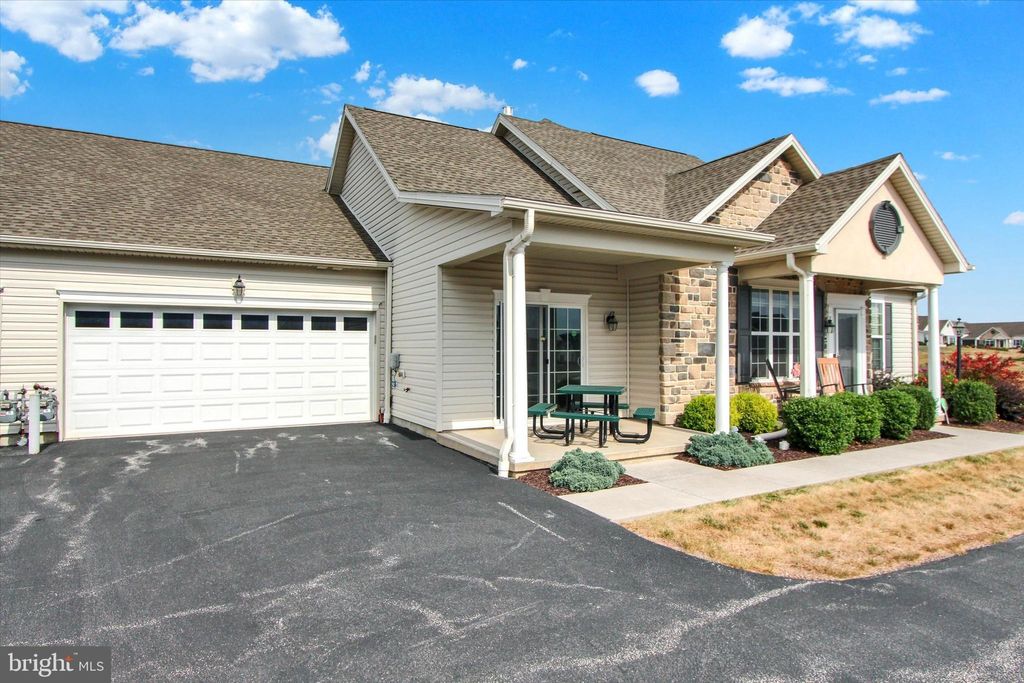 Photo of 168 Dolomite Drive, YORK, PA 17408 (MLS # PAYK2090248)