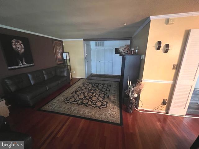 3360 HUNTLEY SQUARE DRIVE B1