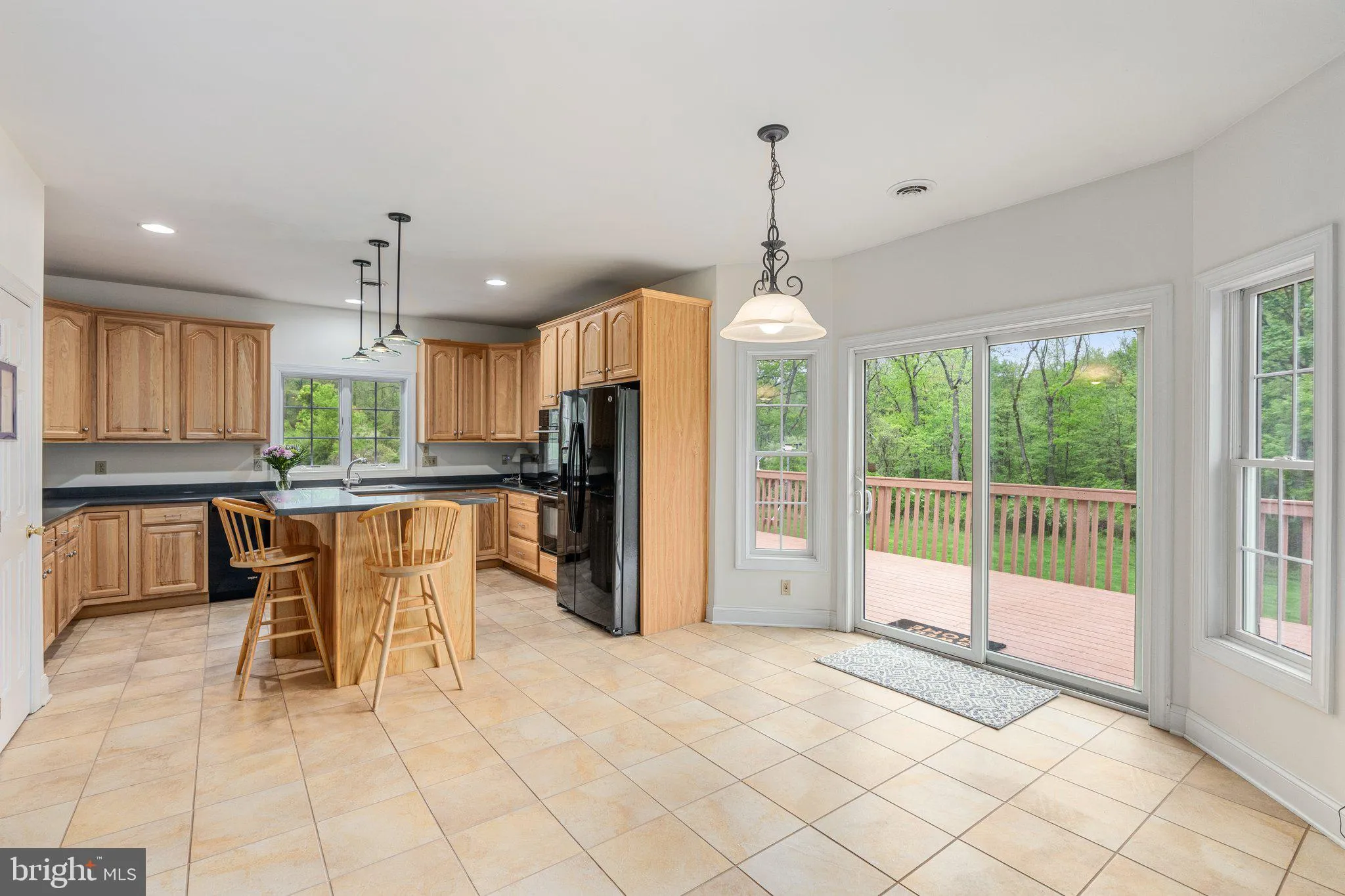 Zionsville, Pennsylvania 18092, United States, 4 Bedrooms Bedrooms, ,4 BathroomsBathrooms,Residential,Pending,127651