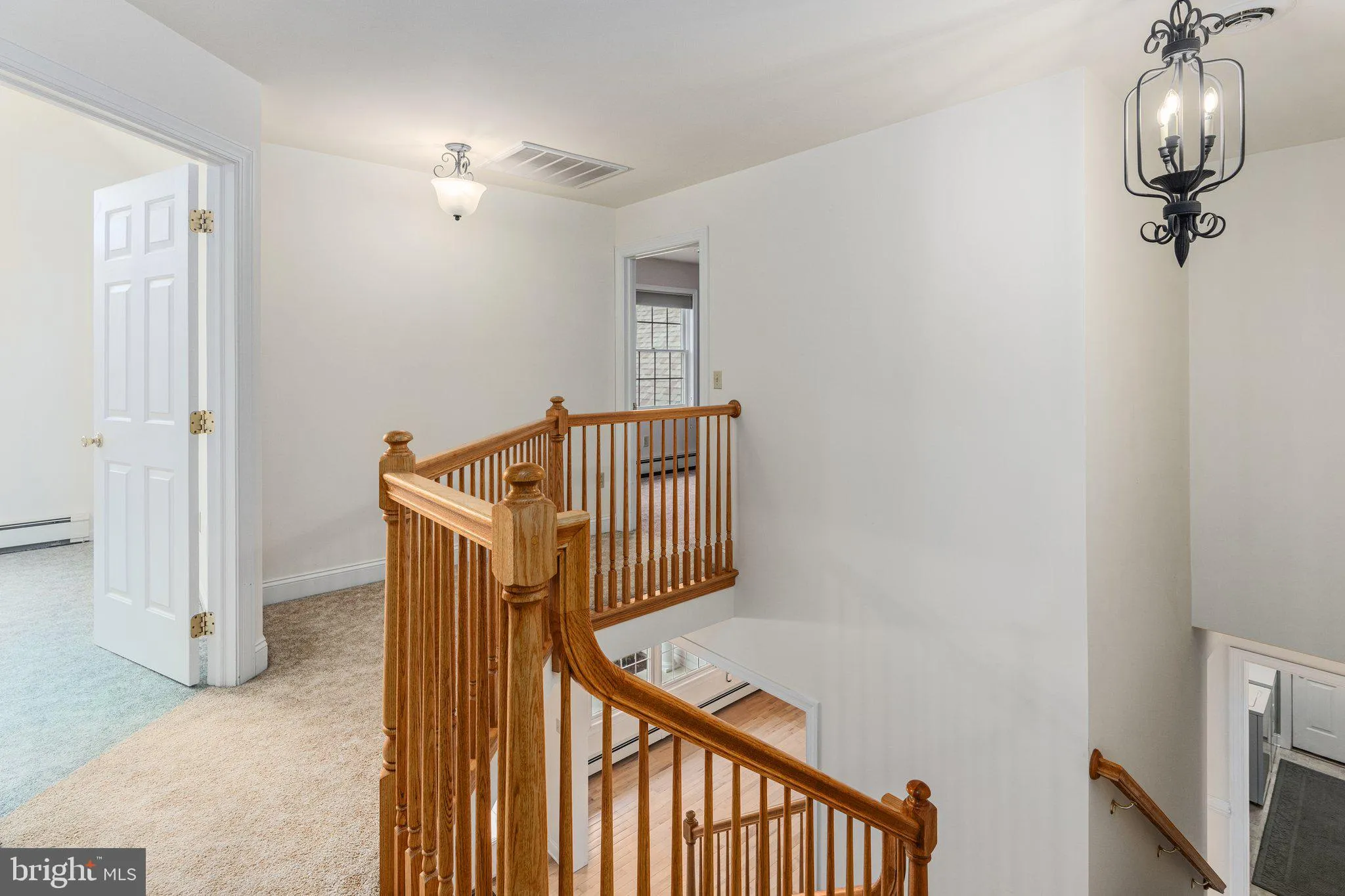 Zionsville, Pennsylvania 18092, United States, 4 Bedrooms Bedrooms, ,4 BathroomsBathrooms,Residential,Pending,127651