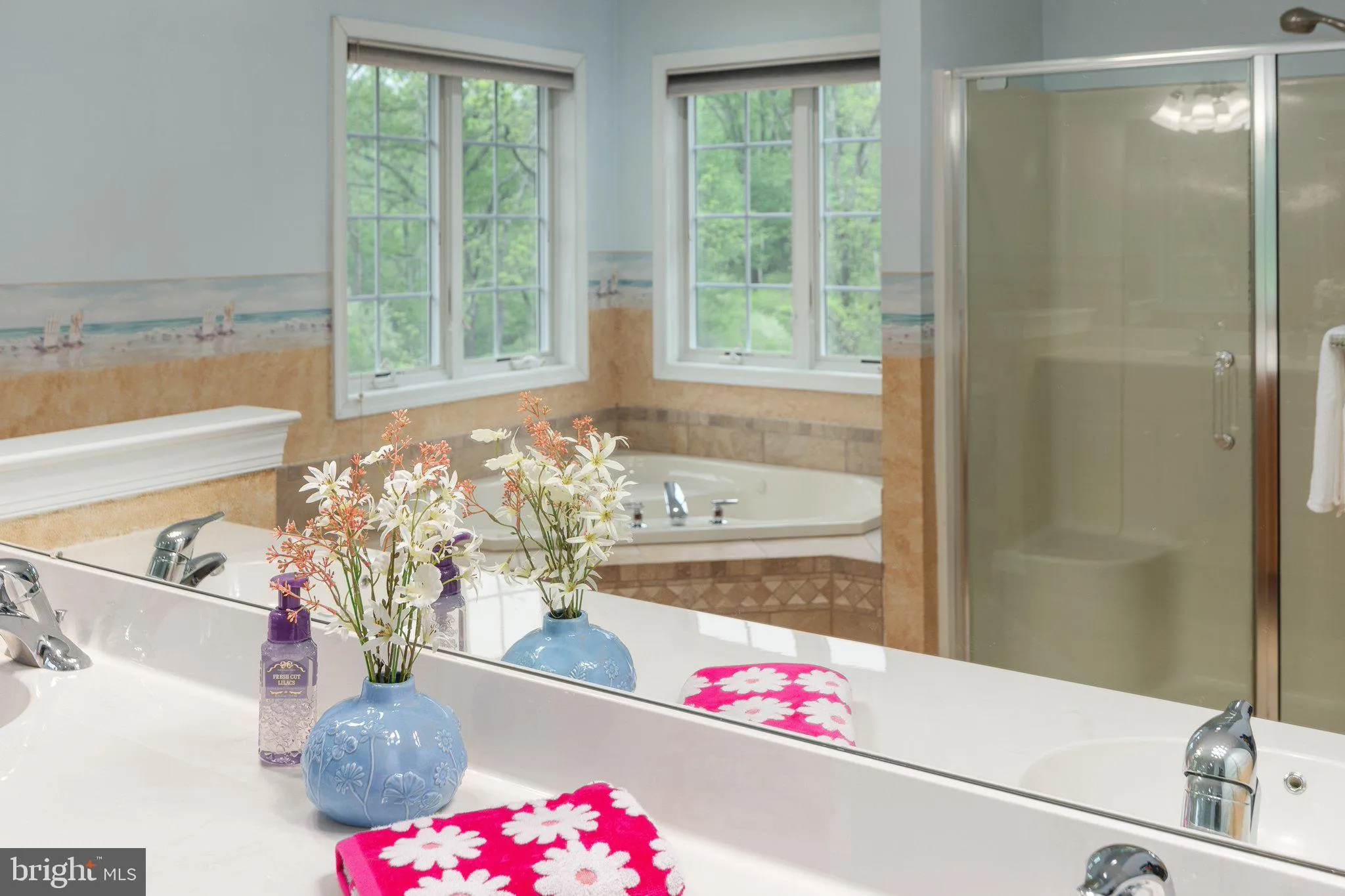 Zionsville, Pennsylvania 18092, United States, 4 Bedrooms Bedrooms, ,4 BathroomsBathrooms,Residential,Pending,127651