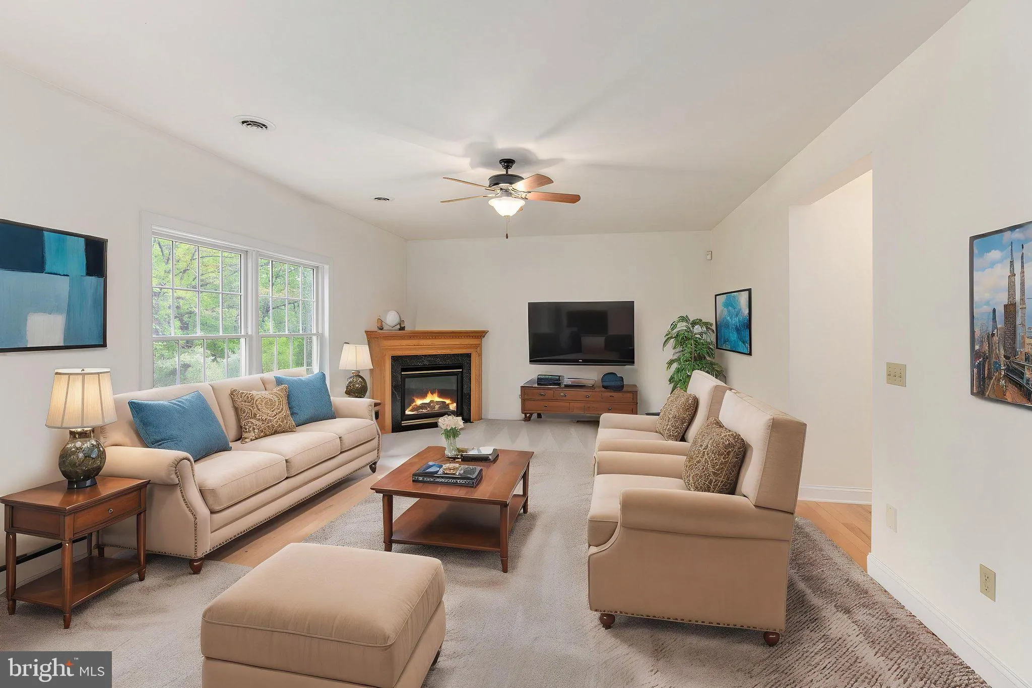 Zionsville, Pennsylvania 18092, United States, 4 Bedrooms Bedrooms, ,4 BathroomsBathrooms,Residential,Pending,127651