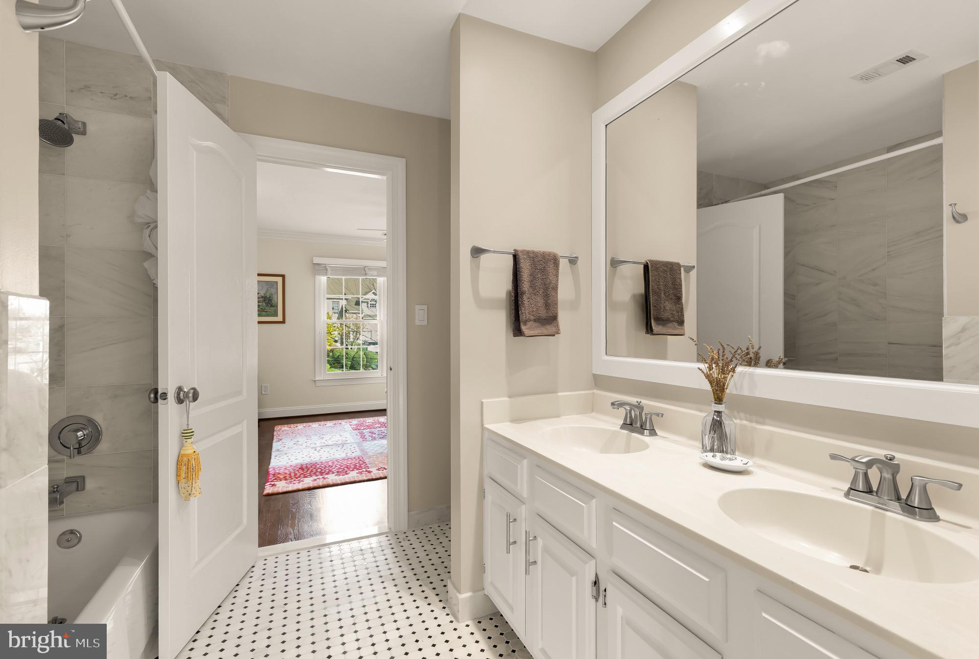 NEW BEDFORD - Residential