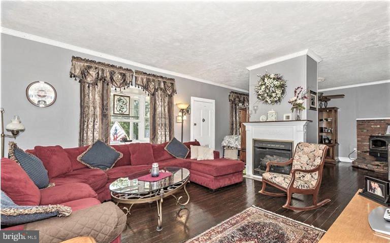 MT AIRY ESTATES - Residential